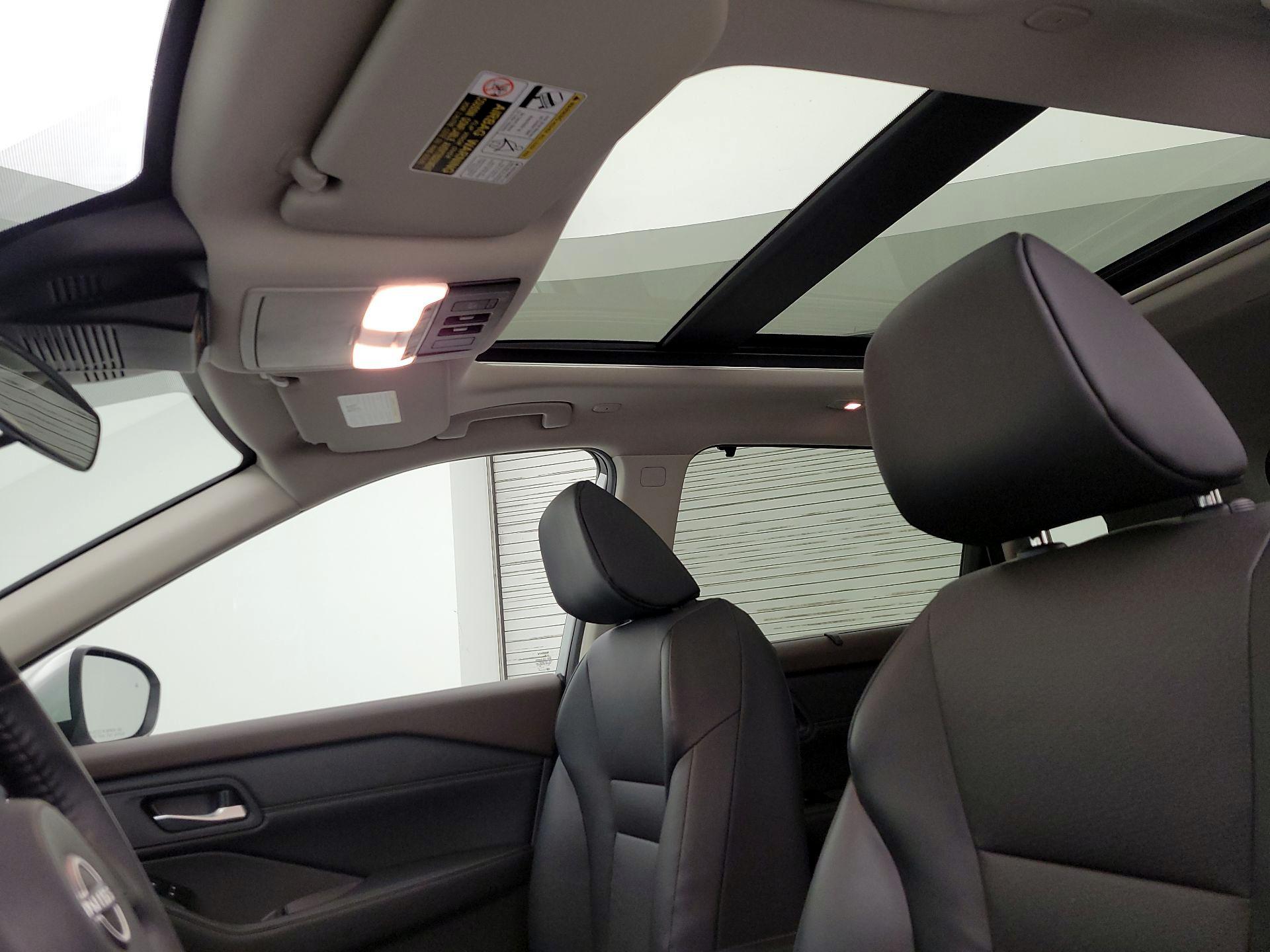 Thumbnail: 2023 Nissan Rogue - 19