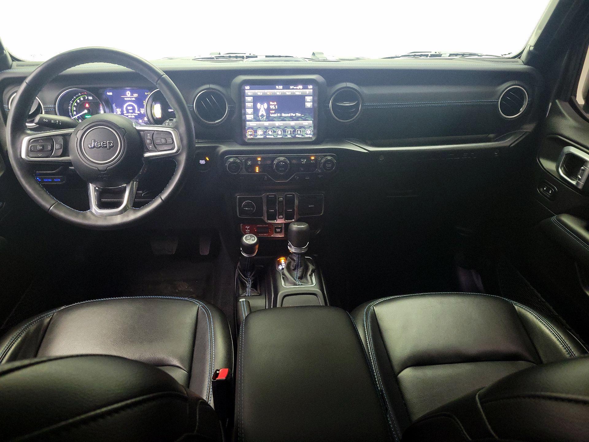 Thumbnail: 2022 Jeep Wrangler - 9