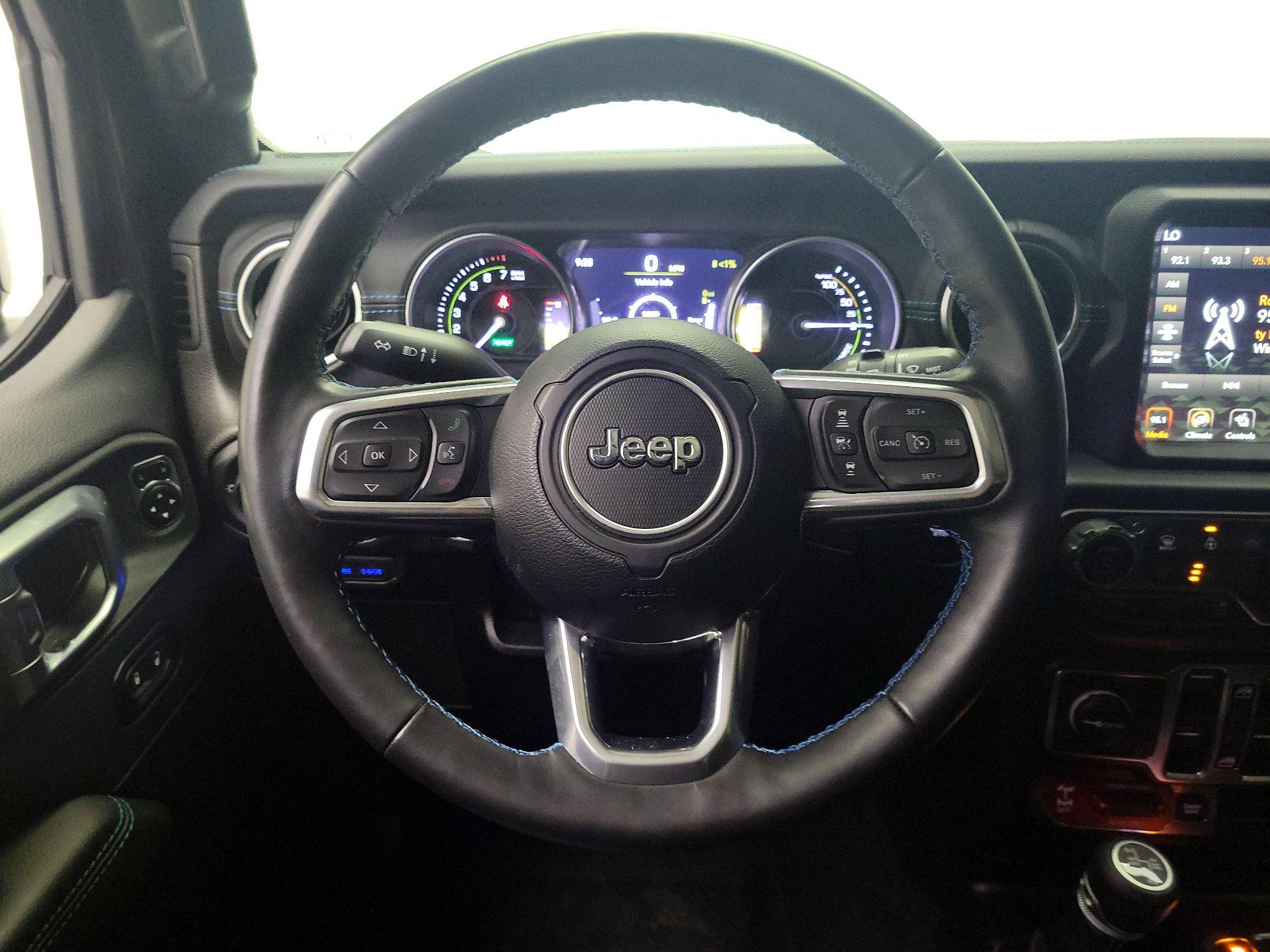 Thumbnail: 2022 Jeep Wrangler - 10