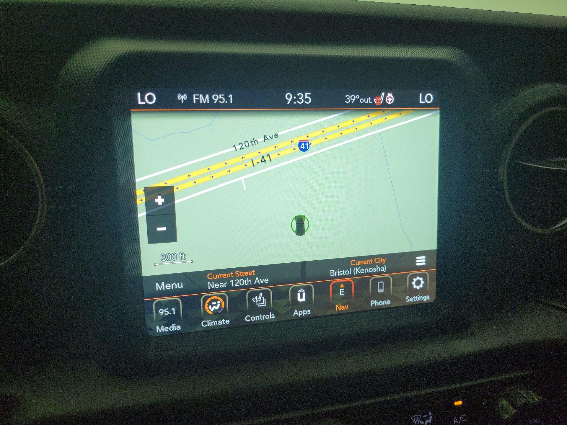 Thumbnail: 2022 Jeep Wrangler - 14