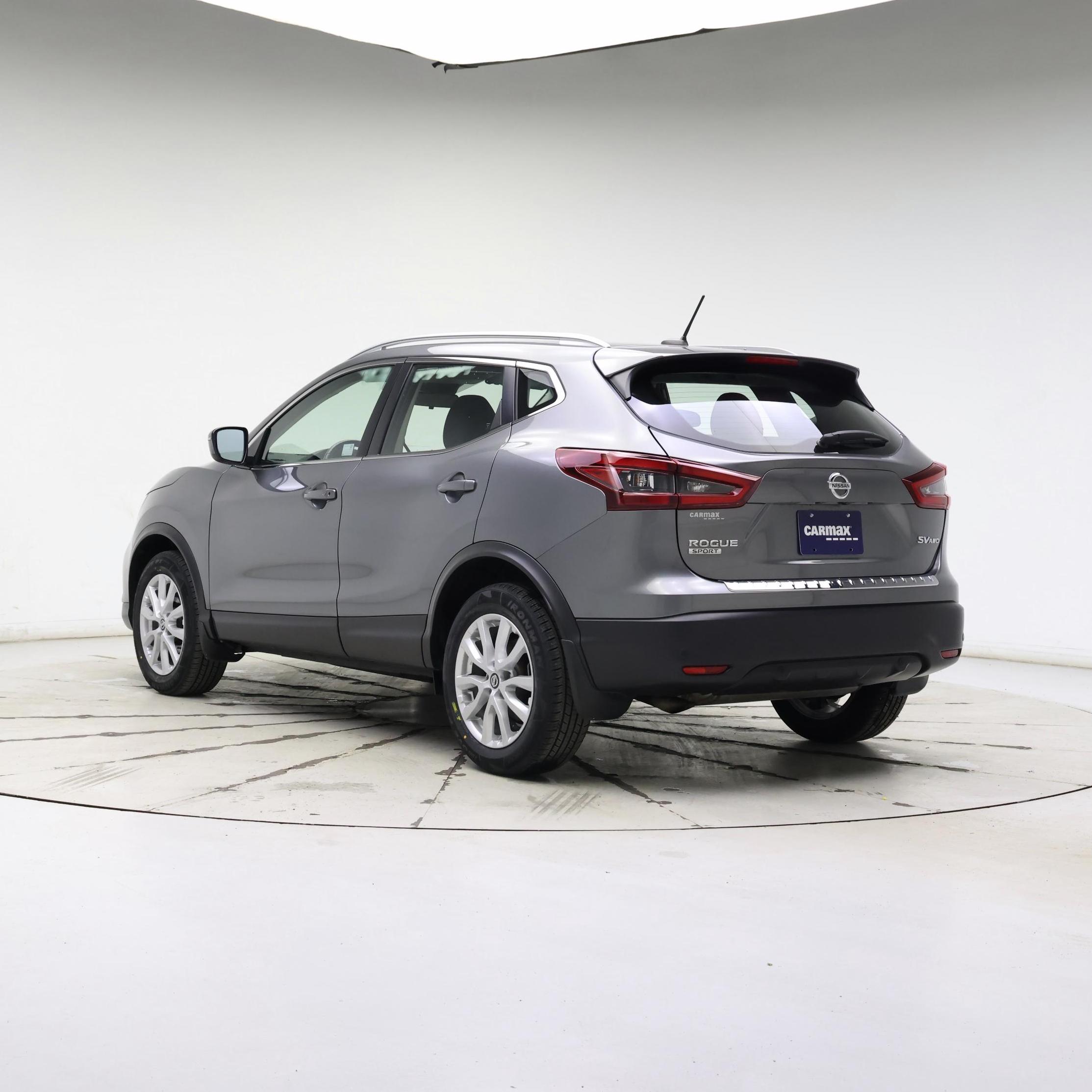 Thumbnail: 2021 Nissan Rogue Sport - 2