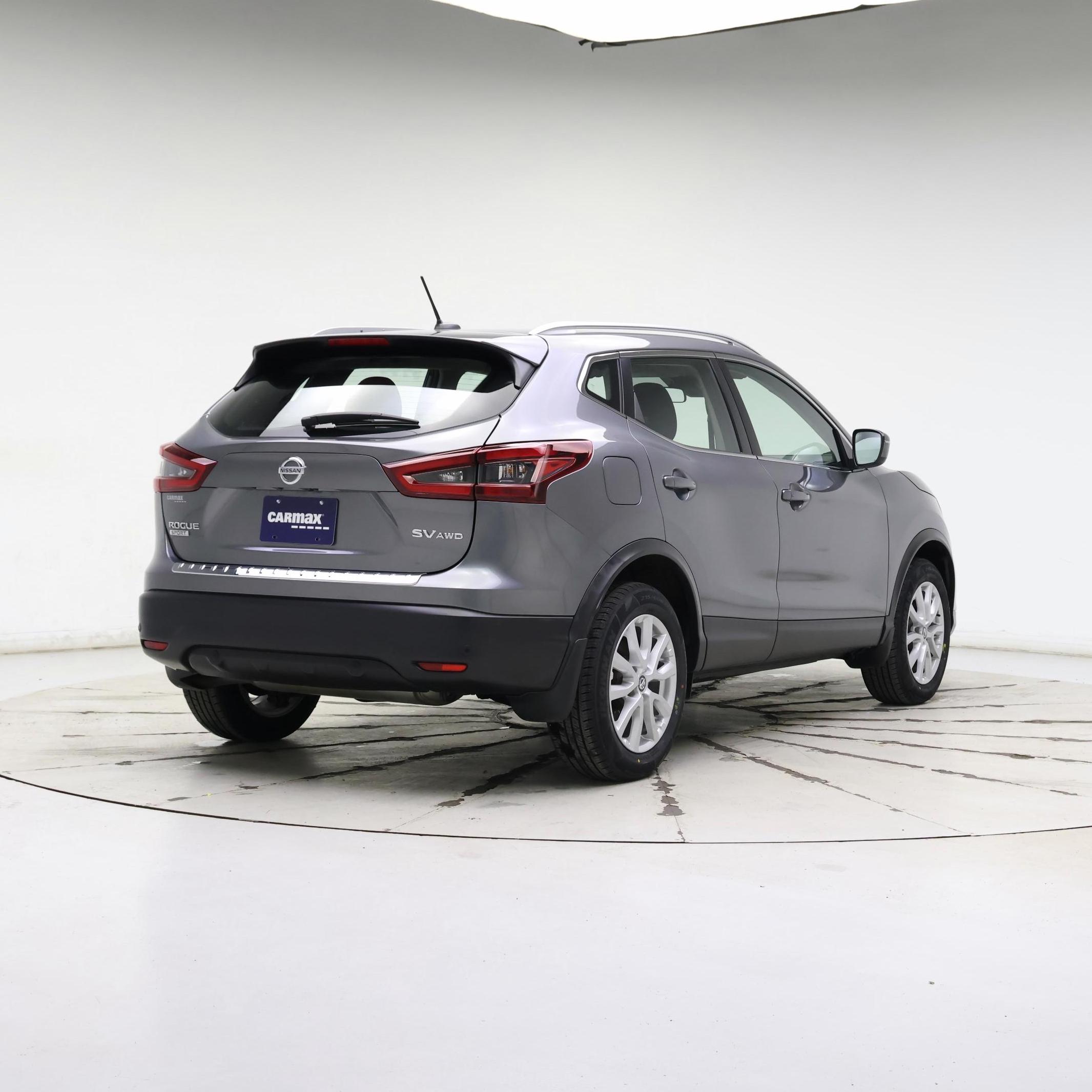 Thumbnail: 2021 Nissan Rogue Sport - 8