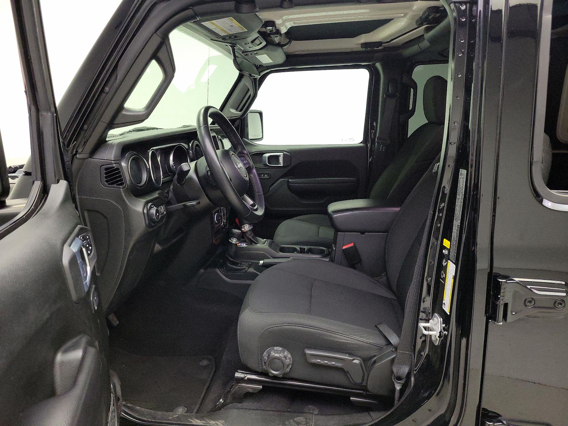 Thumbnail: 2021 Jeep Wrangler - 11