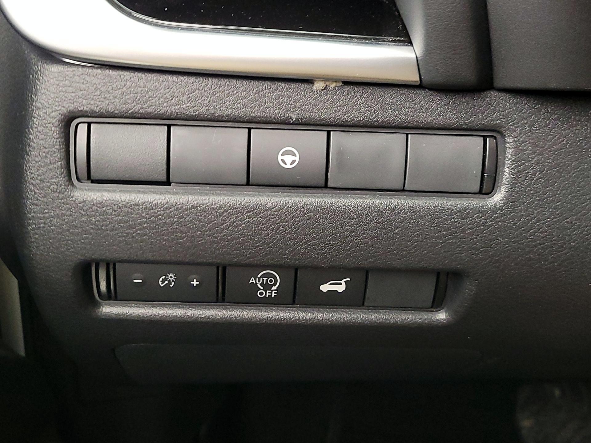 Thumbnail: 2023 Nissan Rogue - 13