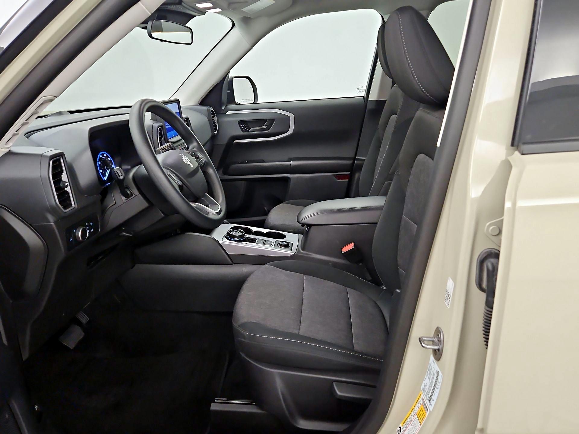 Thumbnail: 2024 Ford Bronco Sport - 11