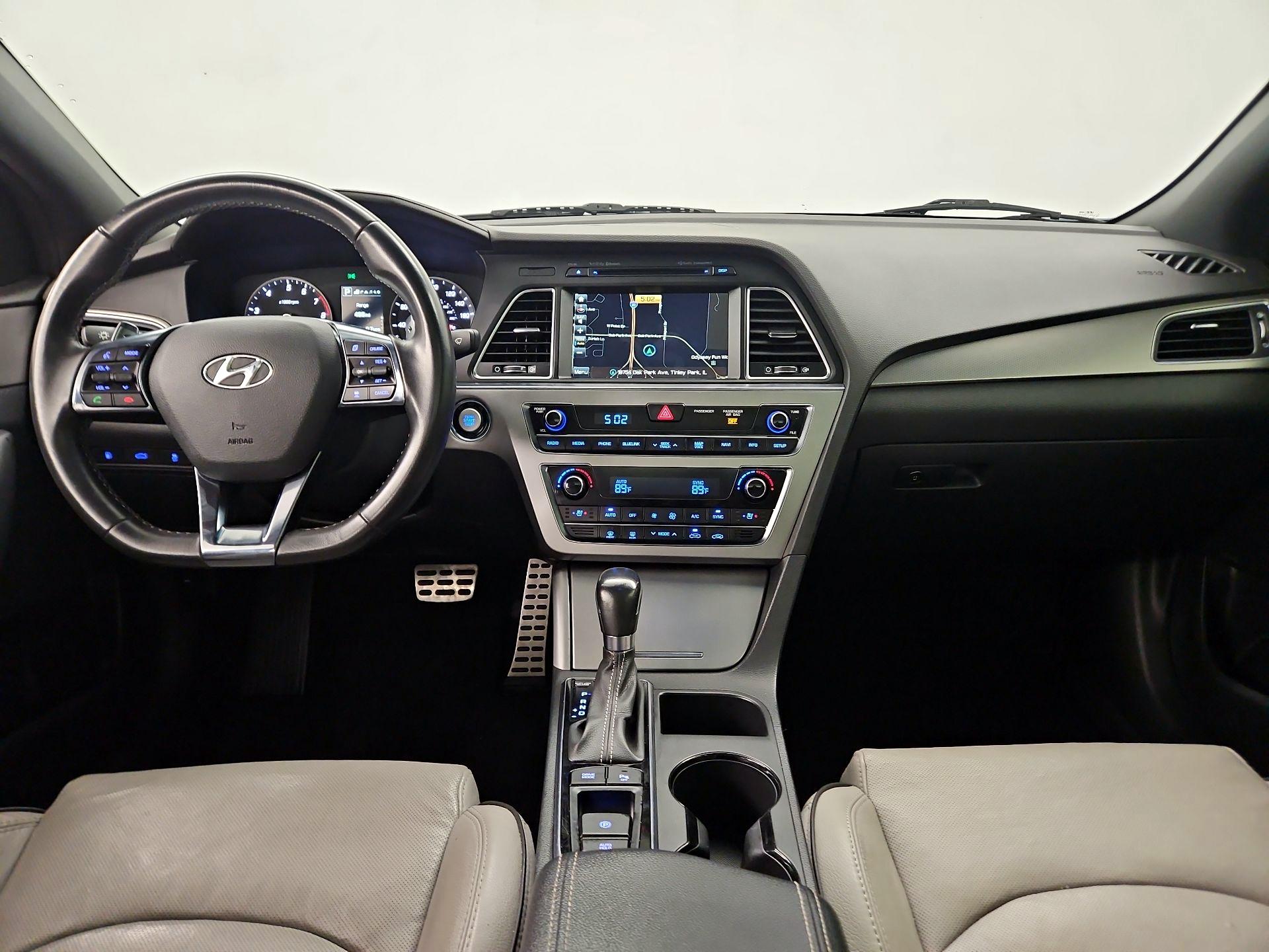 Thumbnail: 2015 Hyundai Sonata - 9