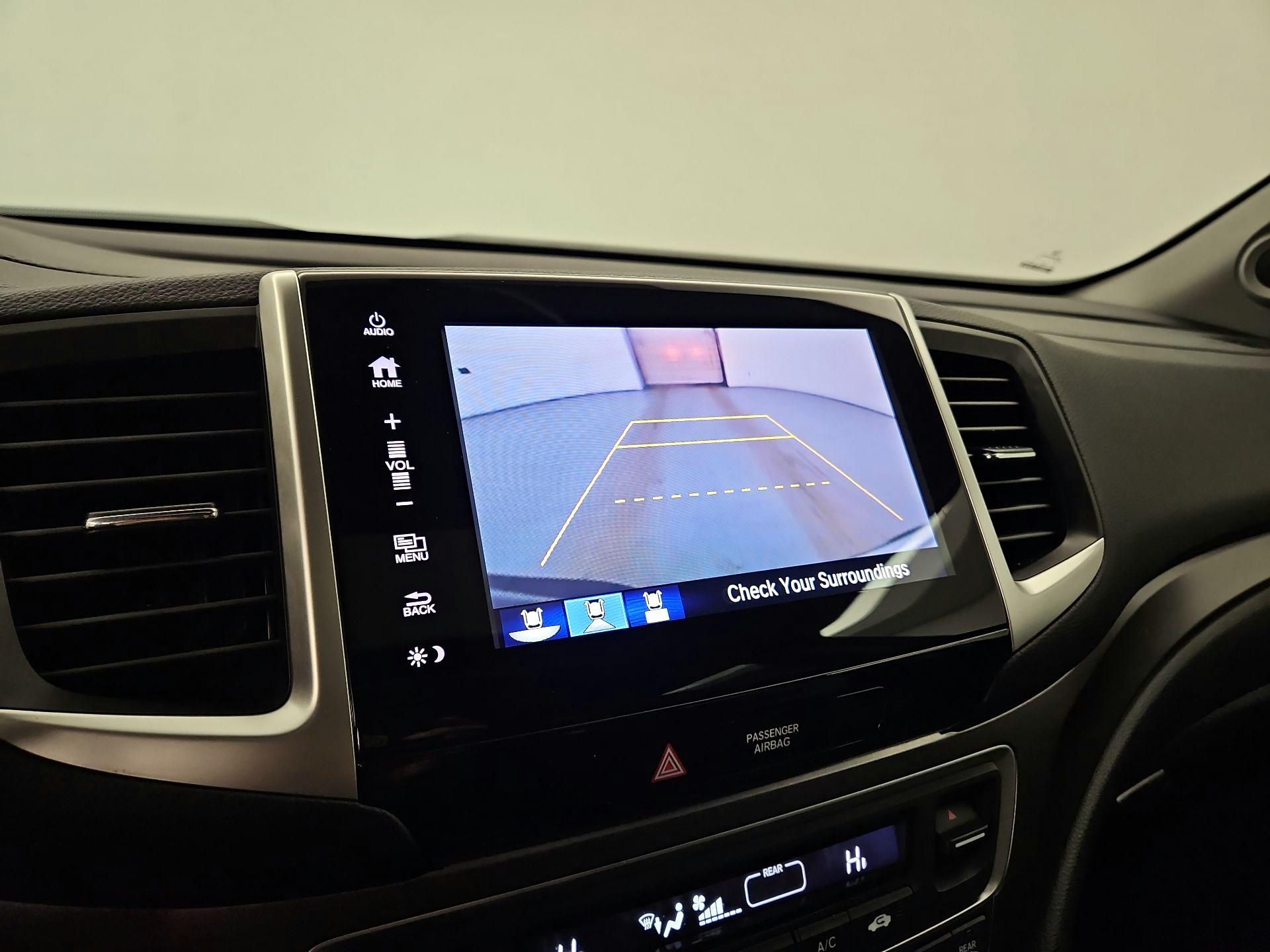 Thumbnail: 2019 Honda Ridgeline - 14