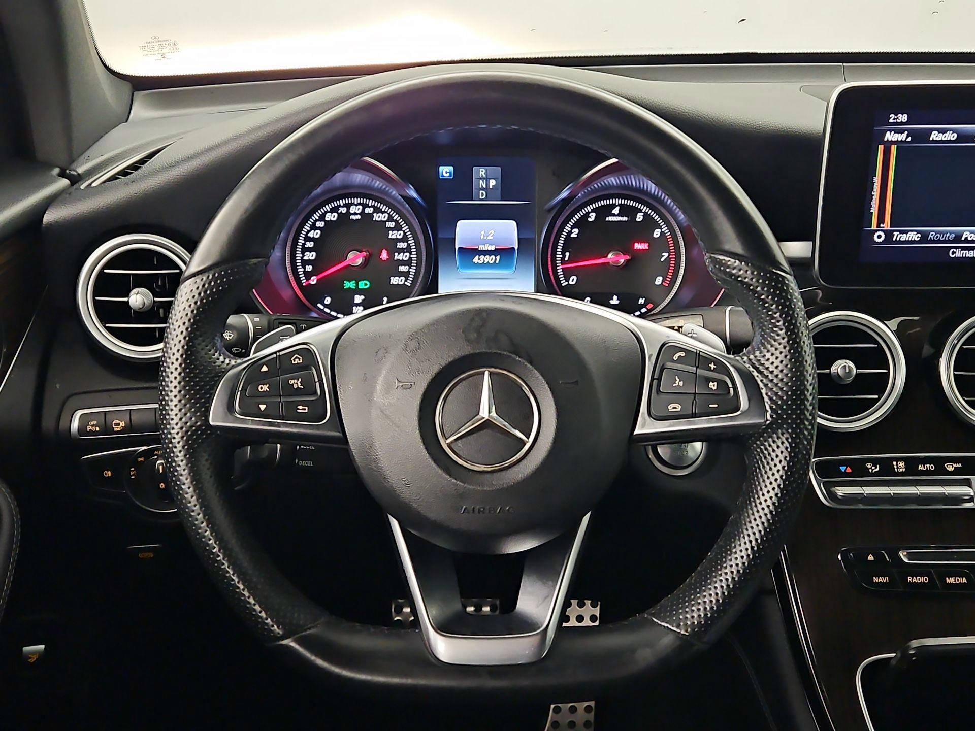 Thumbnail: 2018 Mercedes-Benz GLC - 10