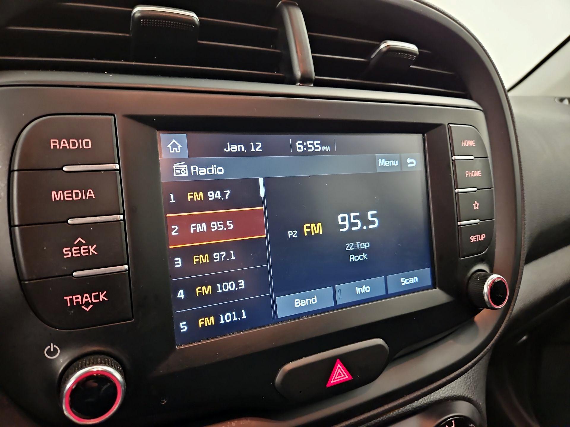 Thumbnail: 2020 Kia Soul - 15