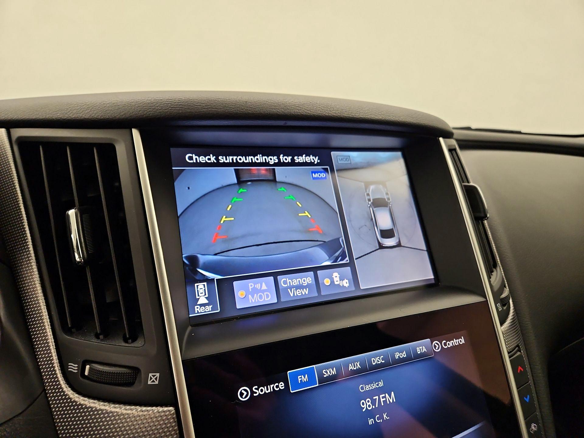 Thumbnail: 2016 INFINITI Q50 - 15