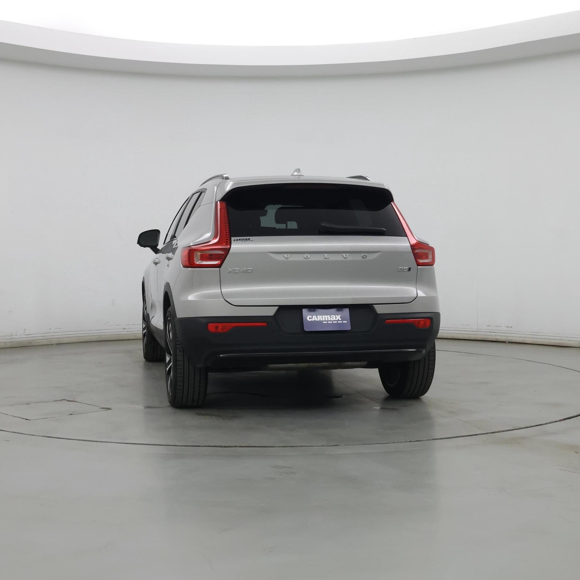 Thumbnail: 2025 Volvo XC40 - 6