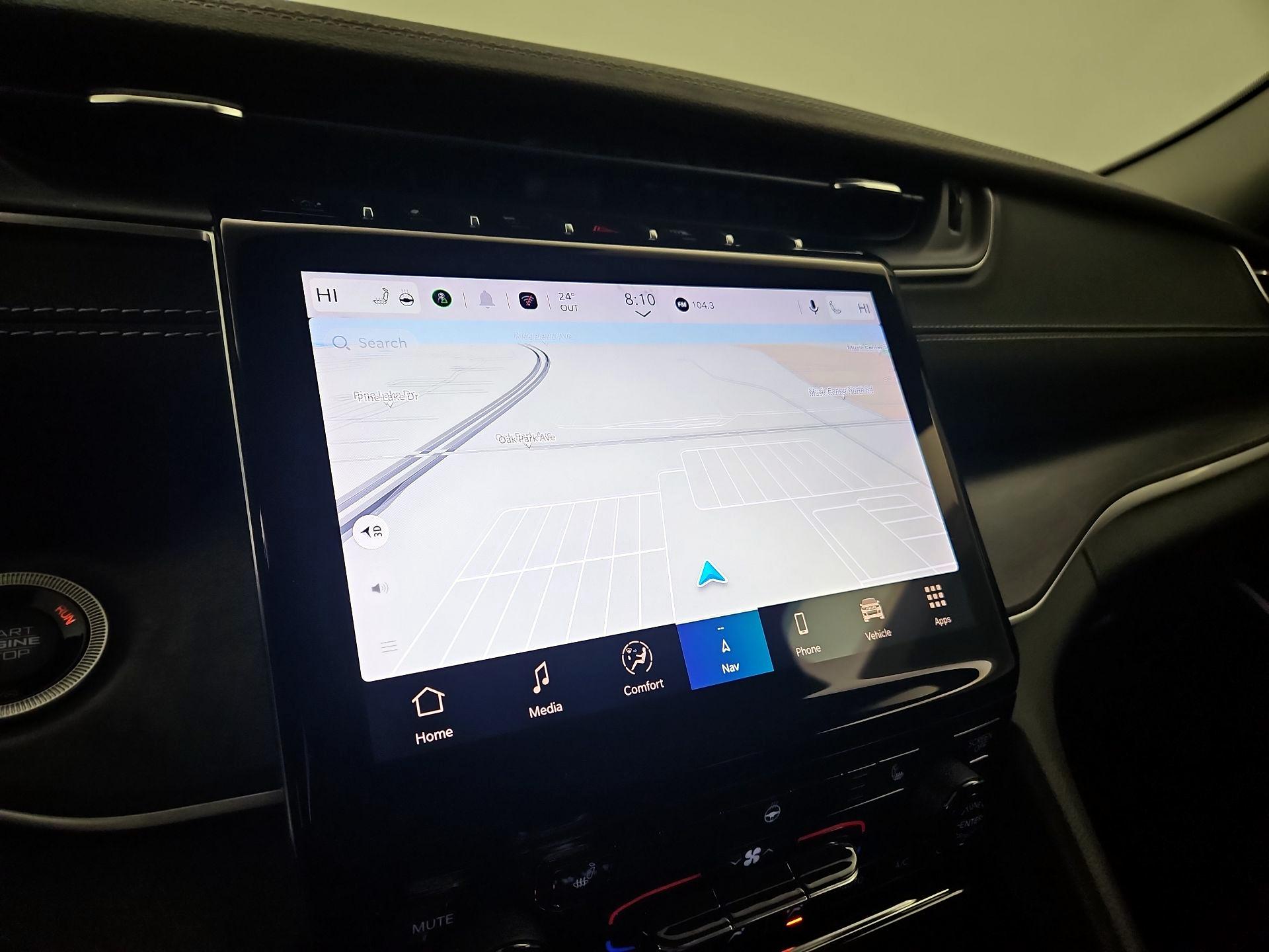 Thumbnail: 2022 Jeep Grand Cherokee - 14