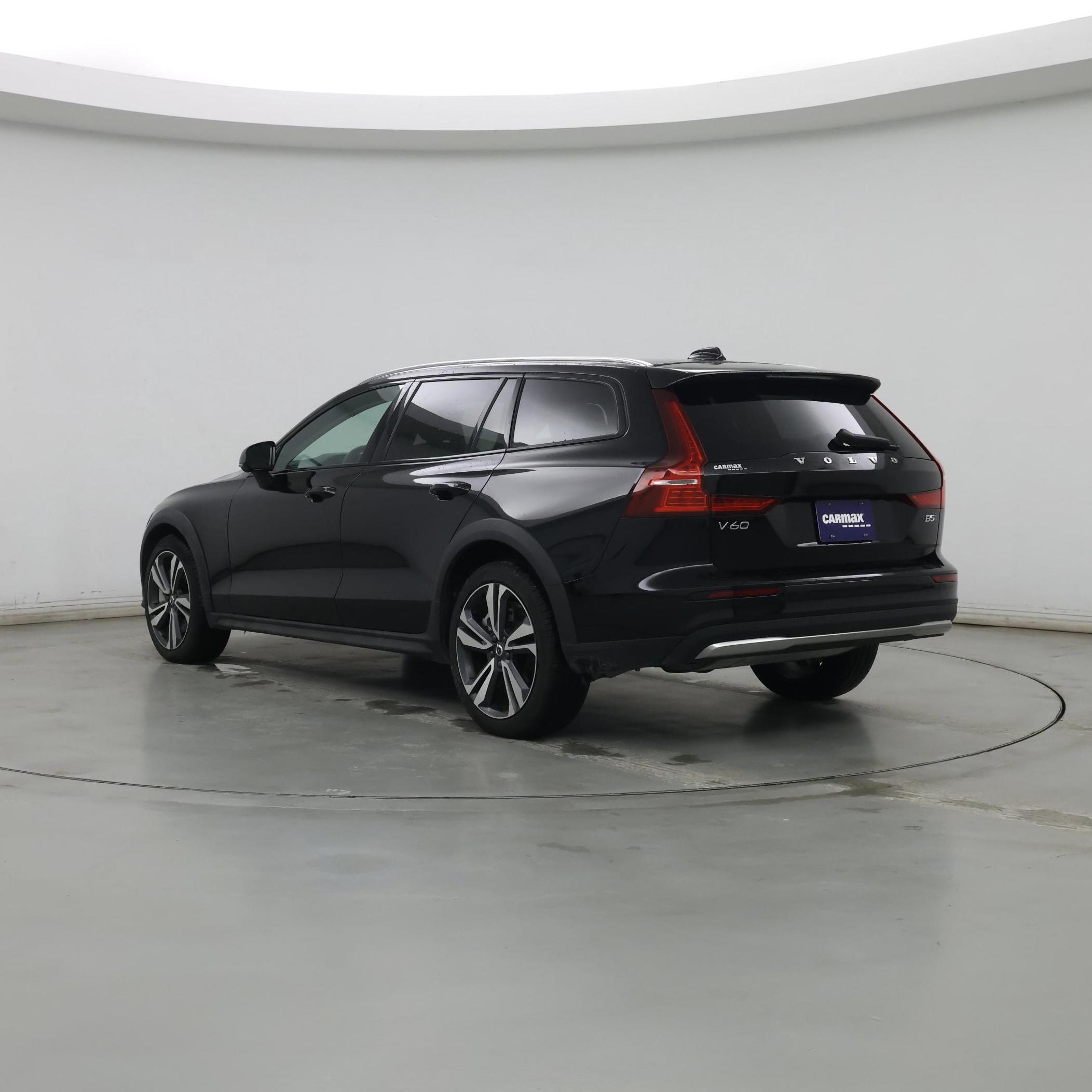 Thumbnail: 2025 Volvo S60 - 2