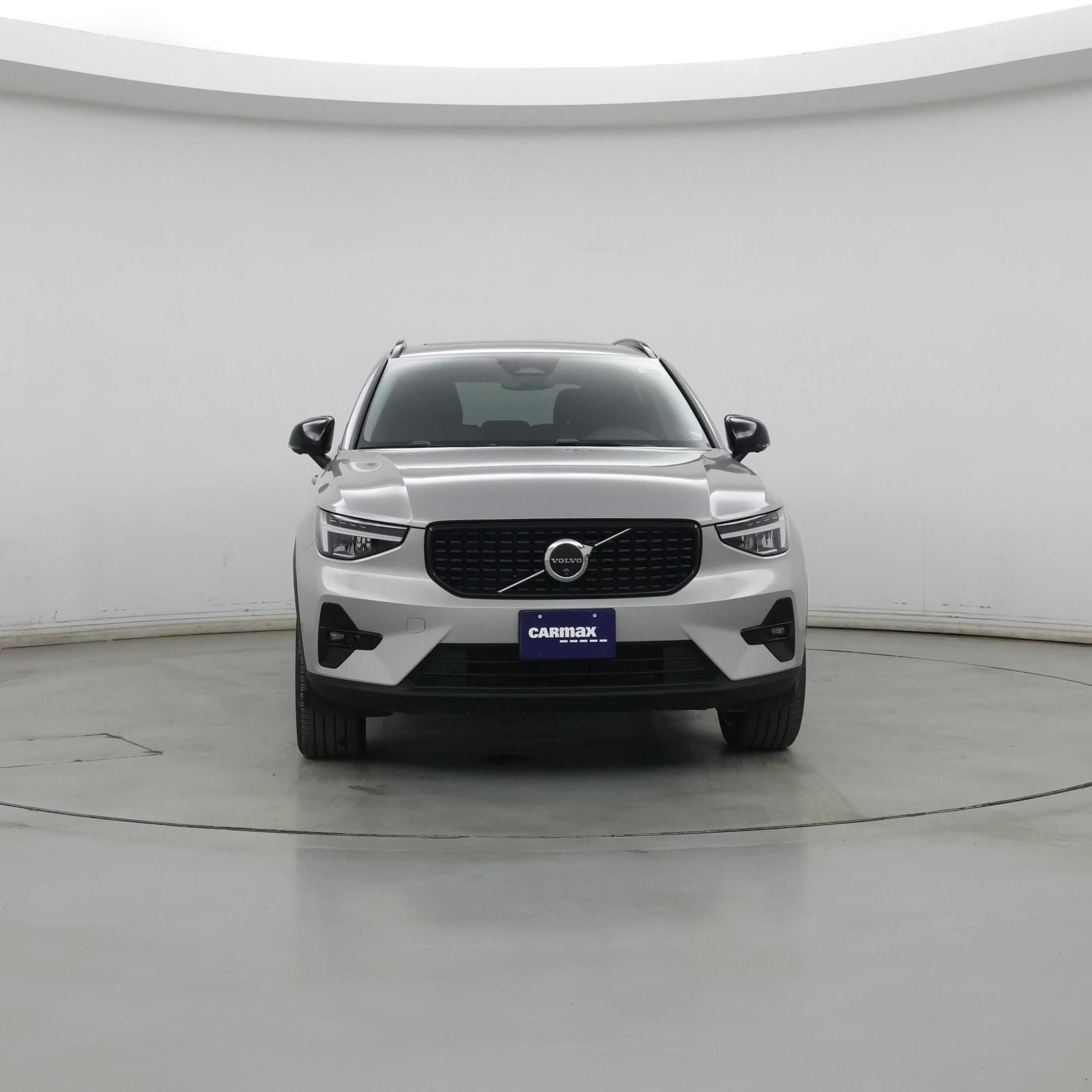 Thumbnail: 2025 Volvo XC40 - 5