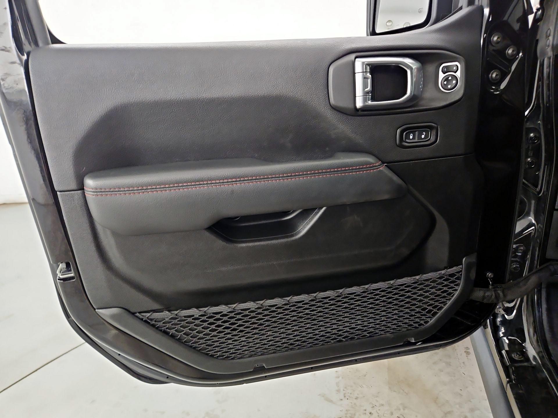 Thumbnail: 2022 Jeep Gladiator - 12