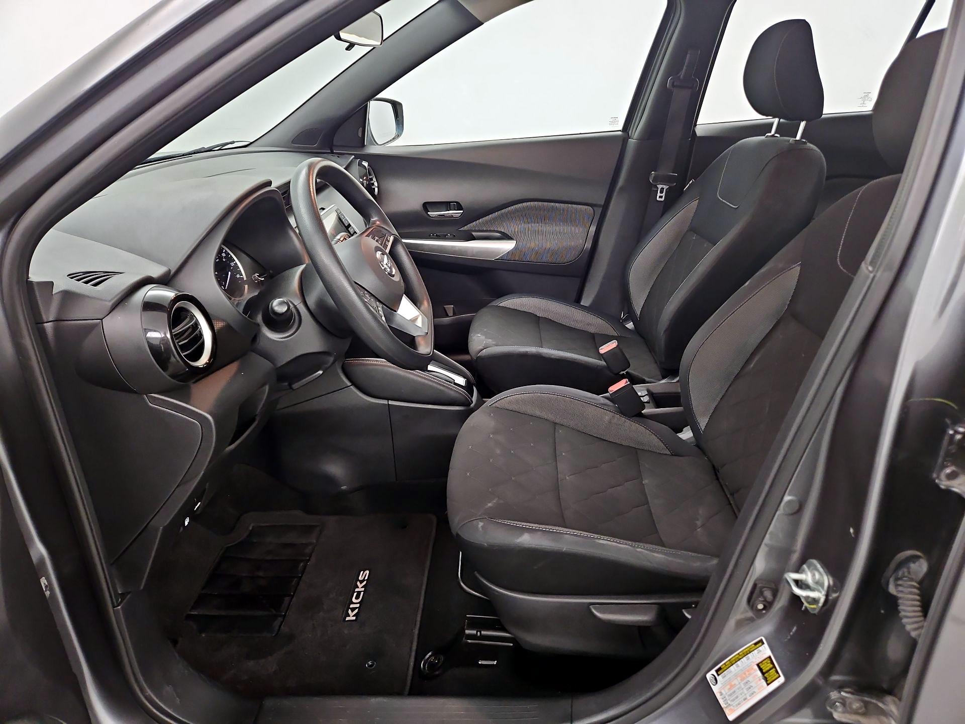 Thumbnail: 2020 Nissan Kicks - 11