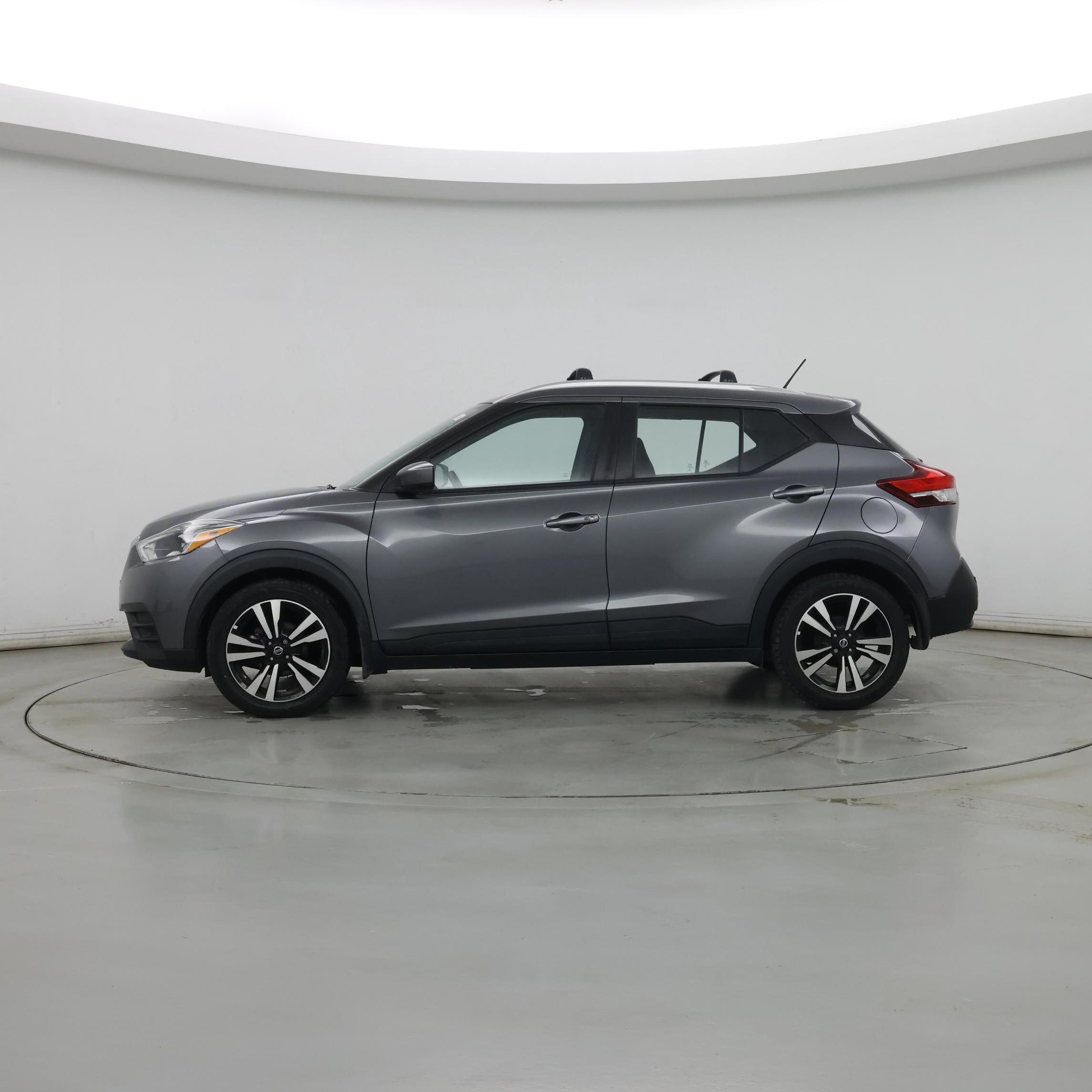 Thumbnail: 2020 Nissan Kicks - 3