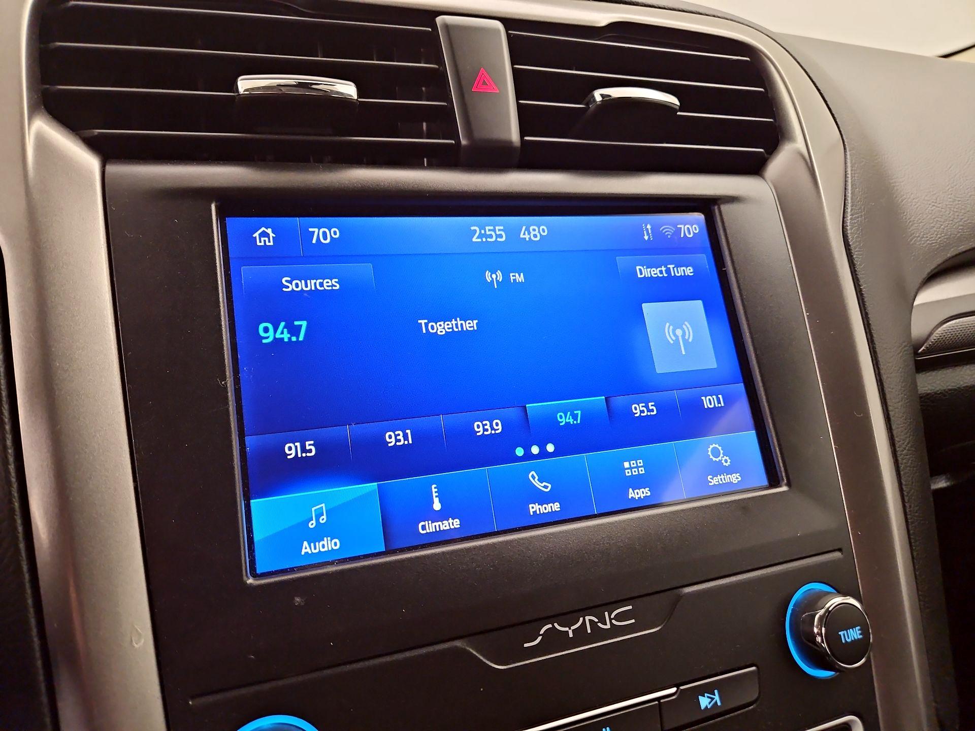 Thumbnail: 2020 Ford Fusion - 15