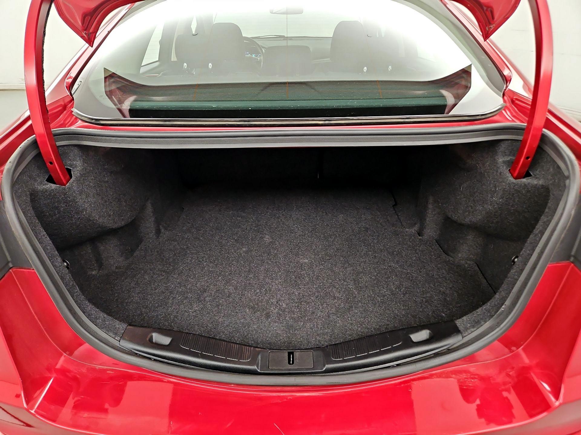 Thumbnail: 2020 Ford Fusion - 20