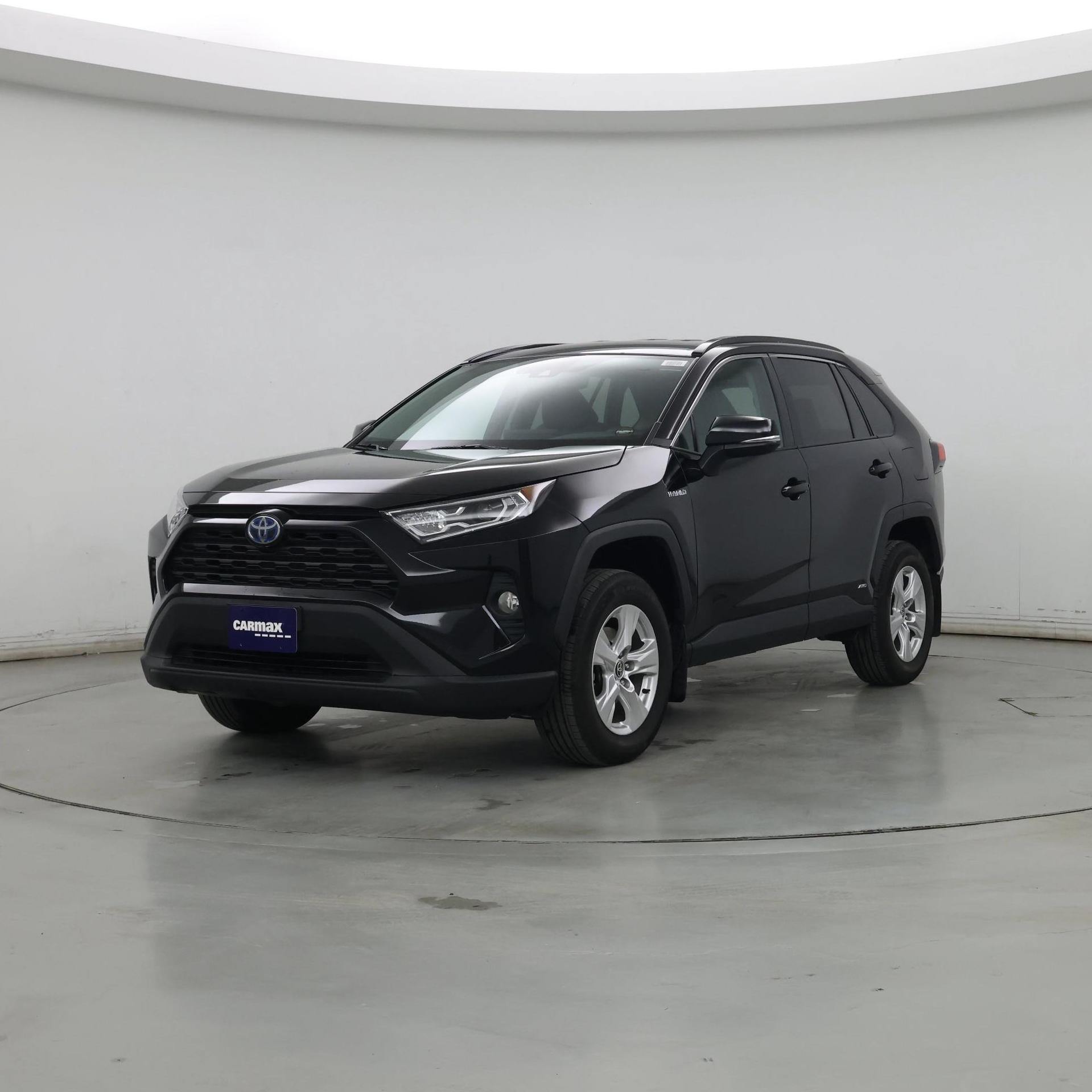 Thumbnail: 2021 Toyota RAV4 - 4