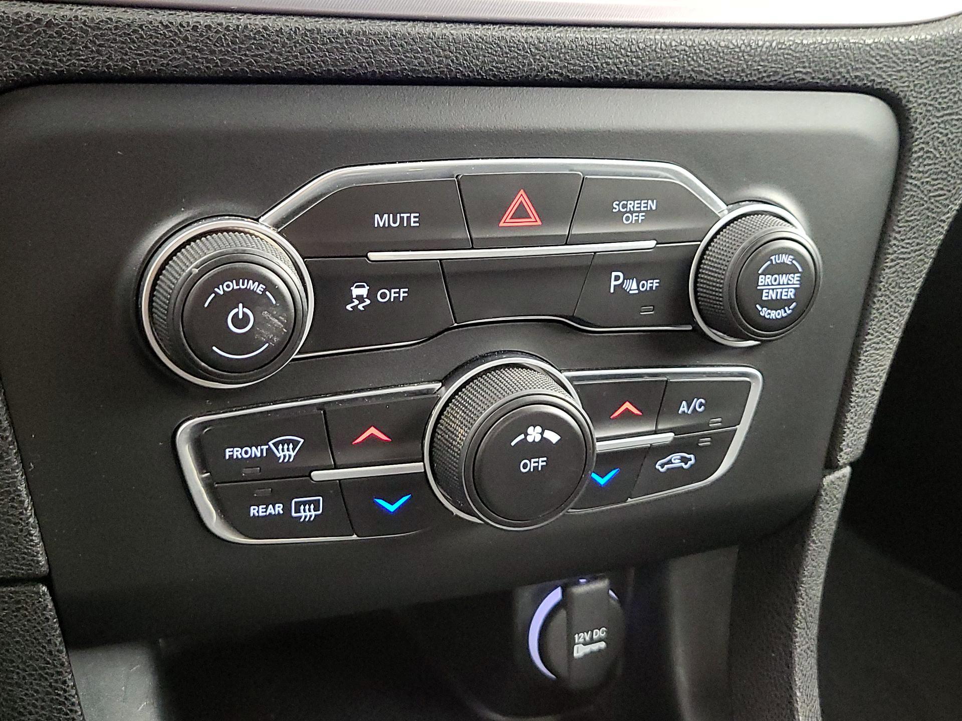 Thumbnail: 2023 Dodge Charger - 16