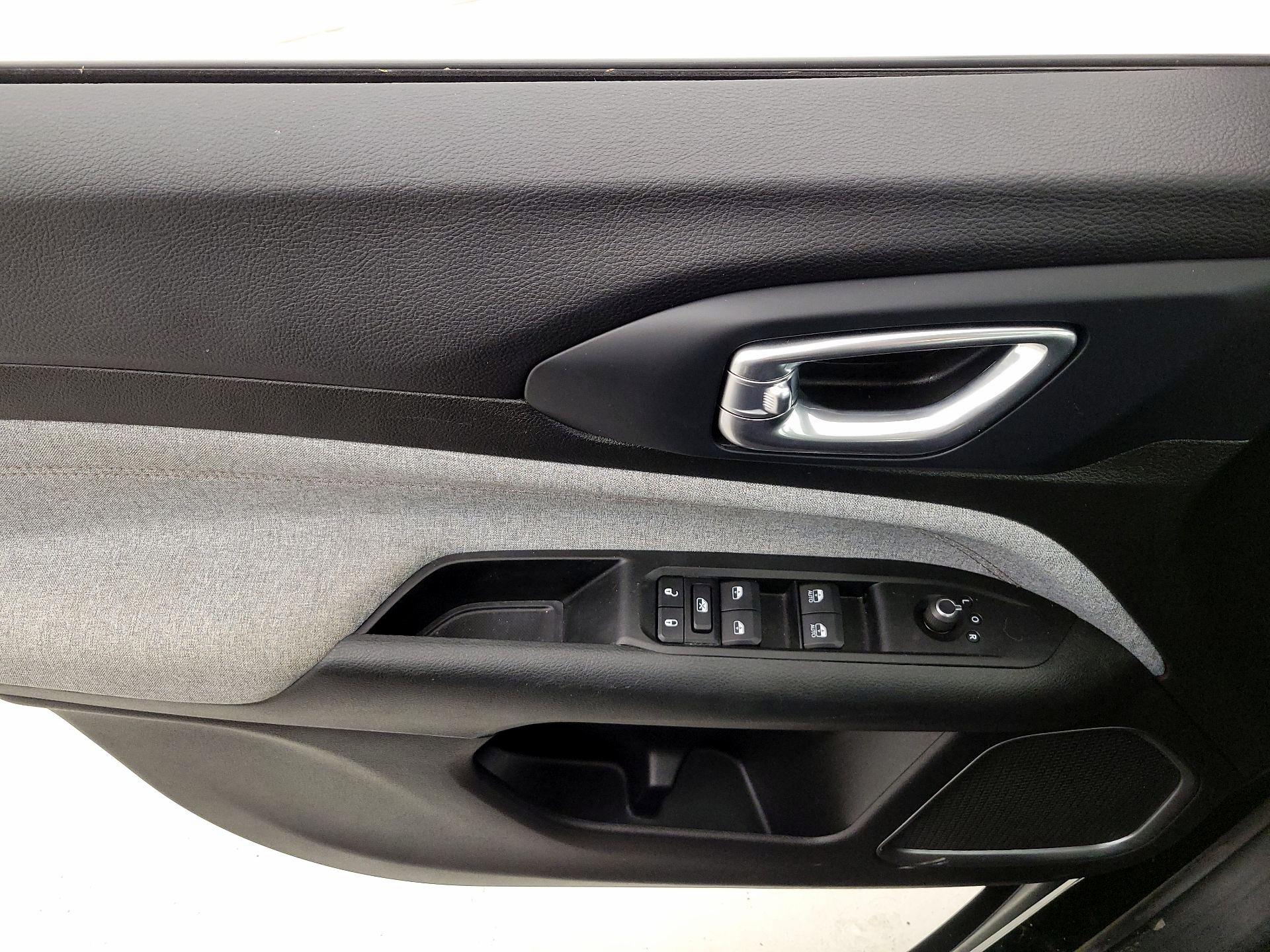 Thumbnail: 2022 Jeep Compass - 12