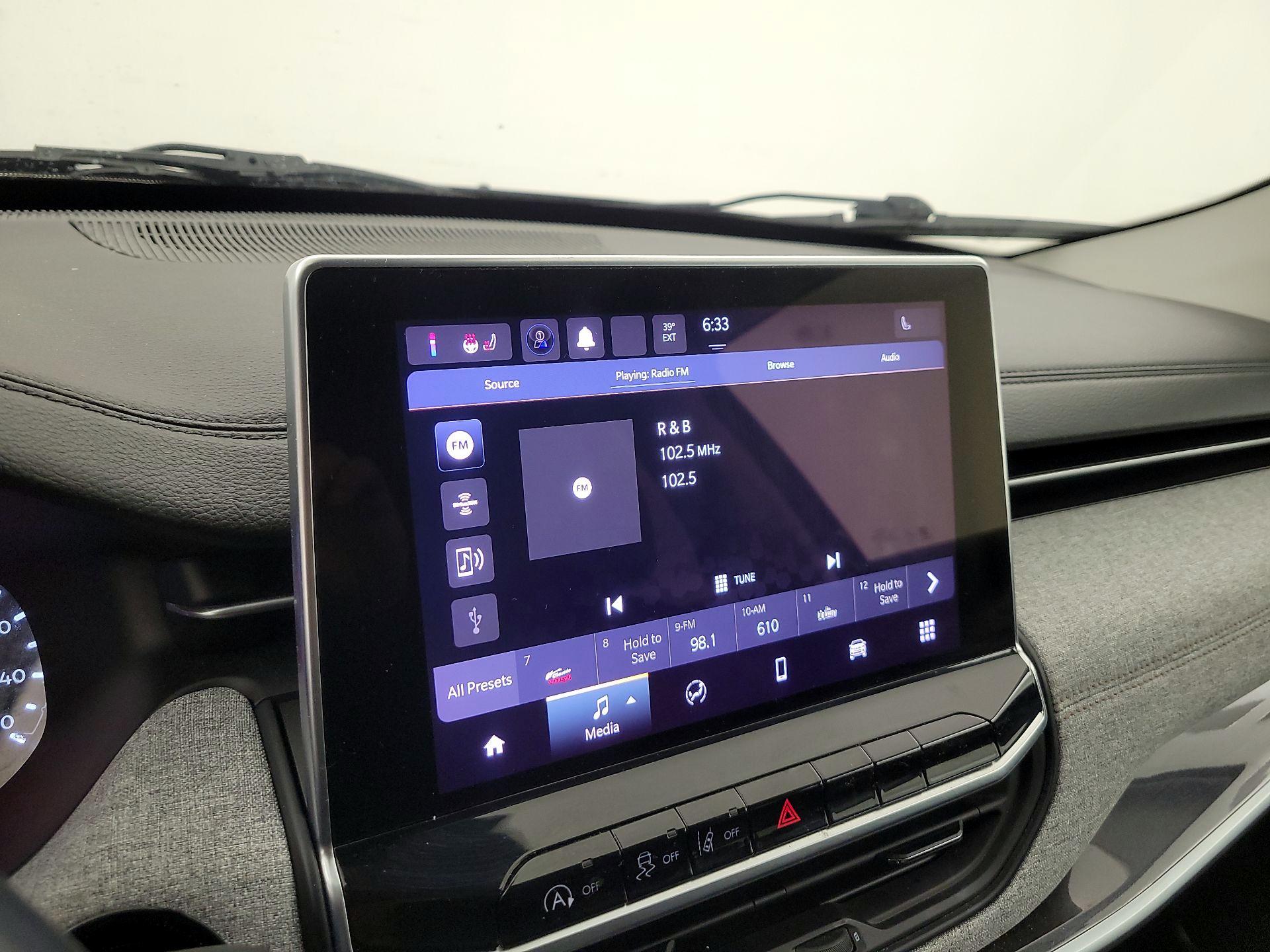 Thumbnail: 2022 Jeep Compass - 15