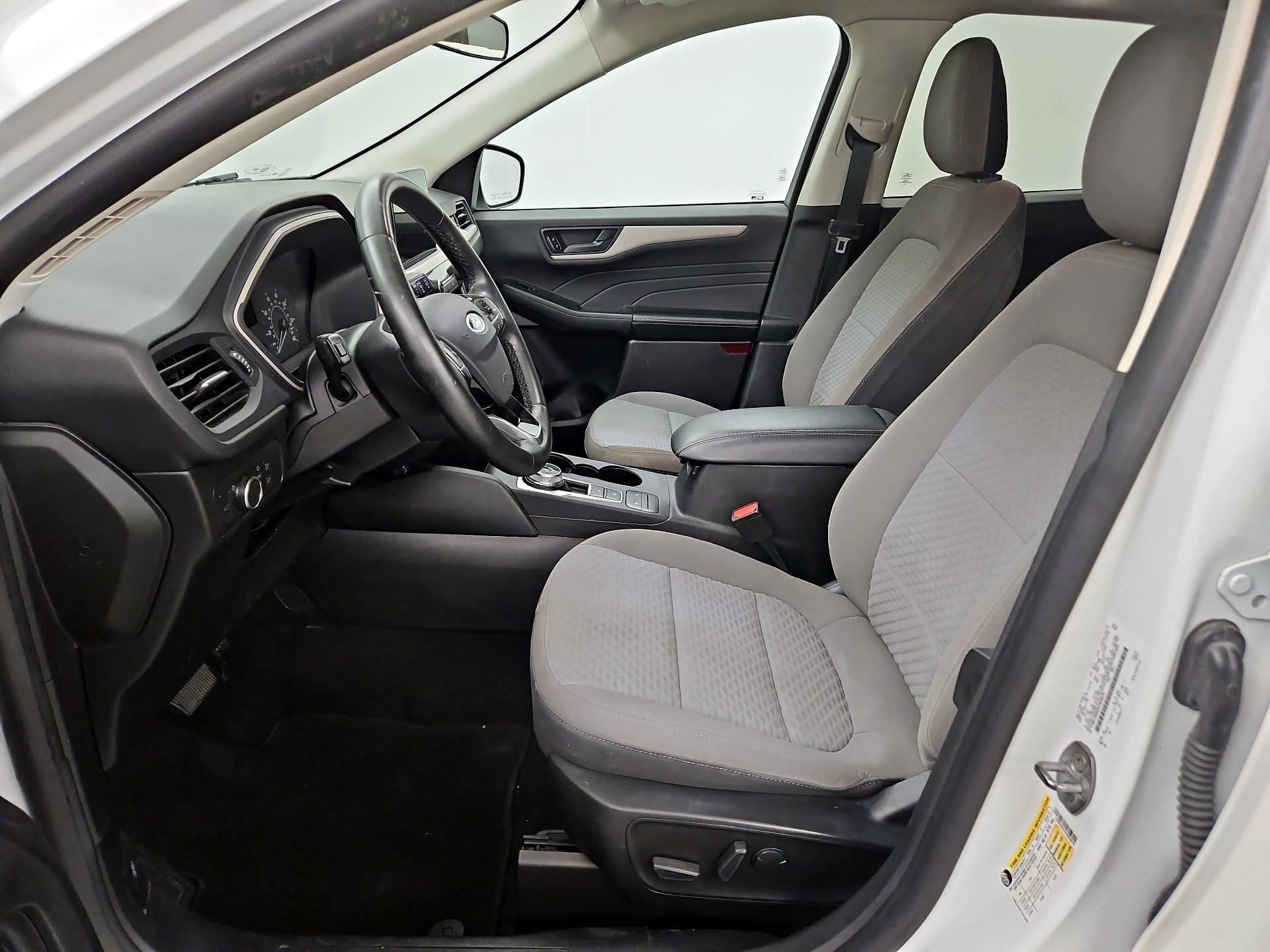 Thumbnail: 2022 Ford Escape - 11