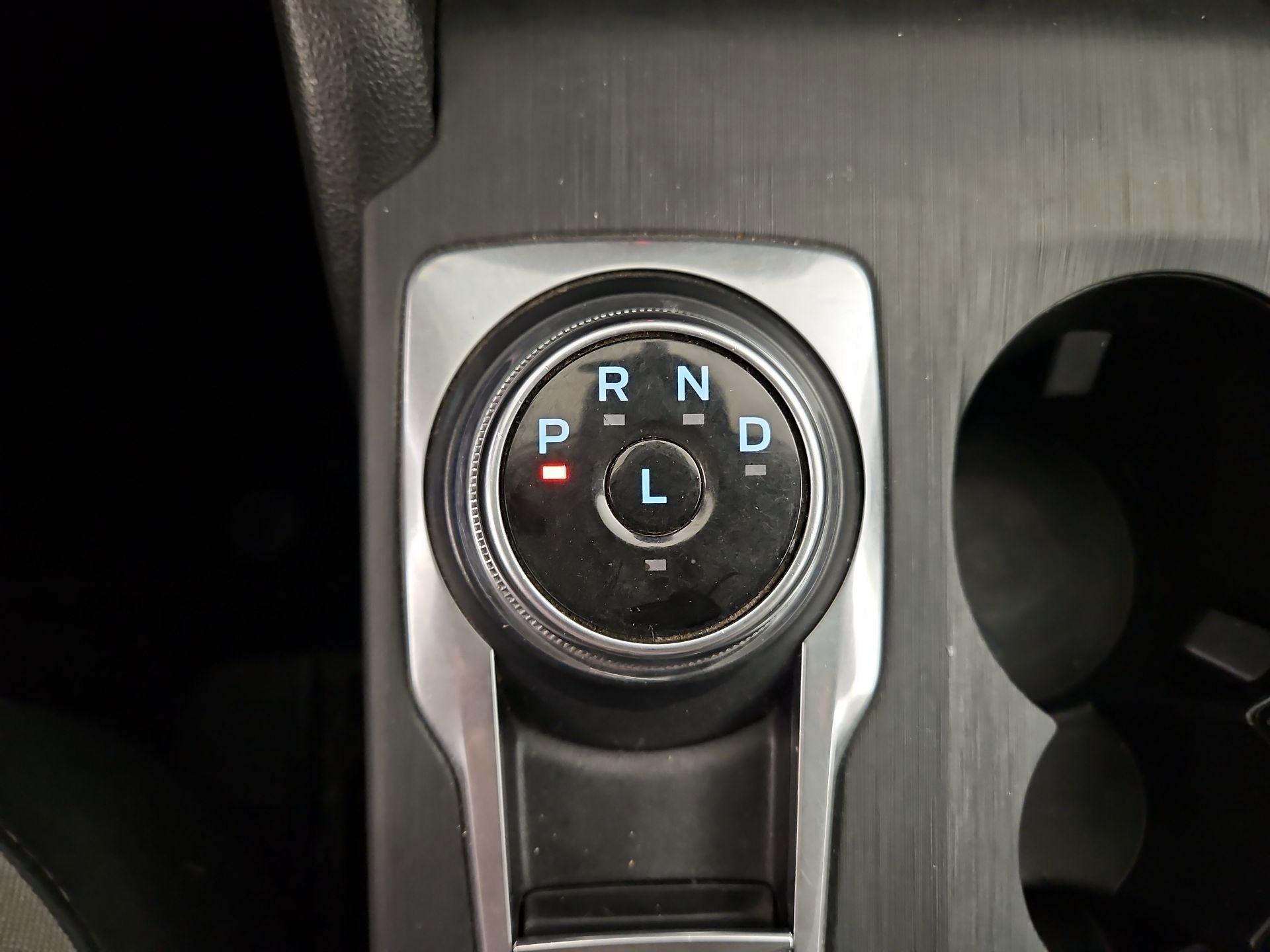 Thumbnail: 2022 Ford Escape - 17