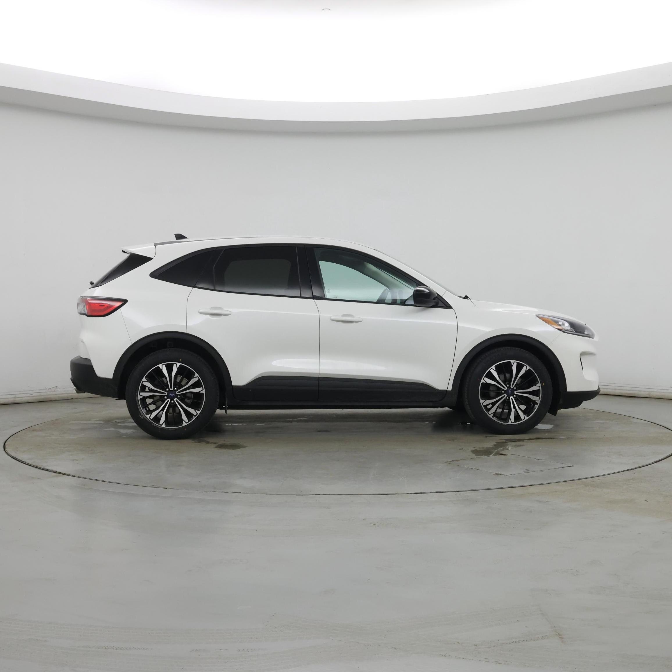 Thumbnail: 2022 Ford Escape - 7