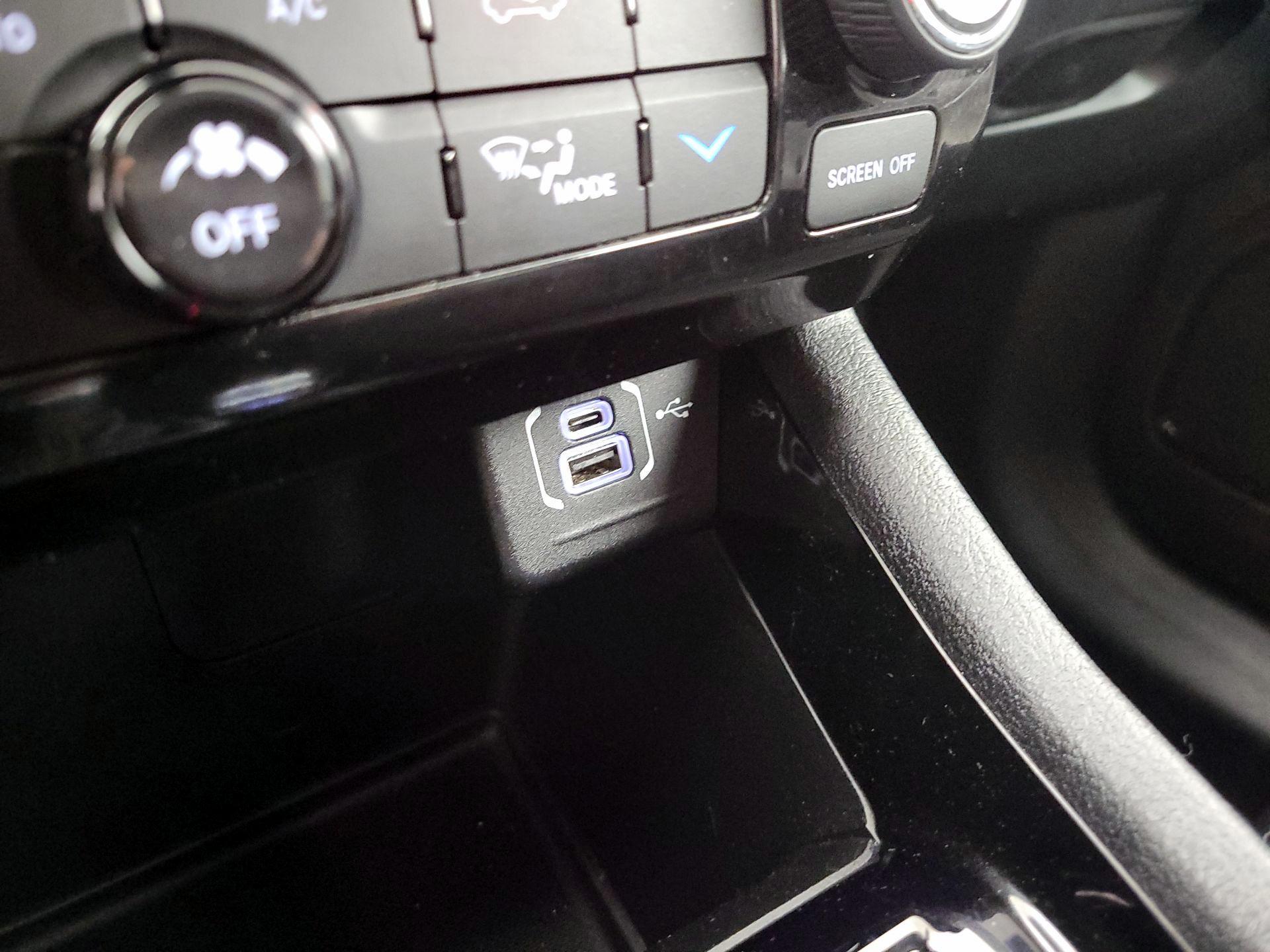 Thumbnail: 2022 Jeep Compass - 18