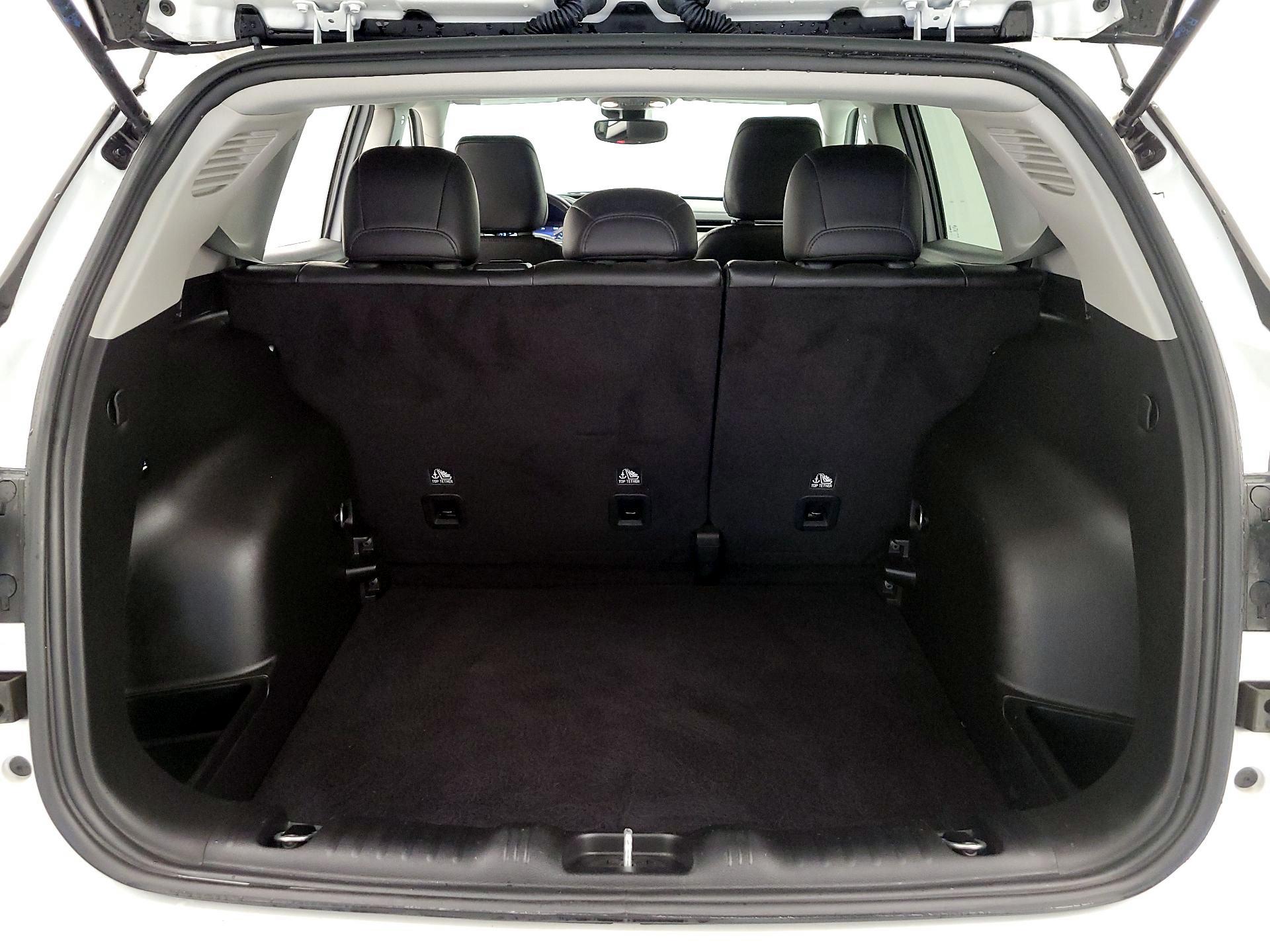 Thumbnail: 2022 Jeep Compass - 20