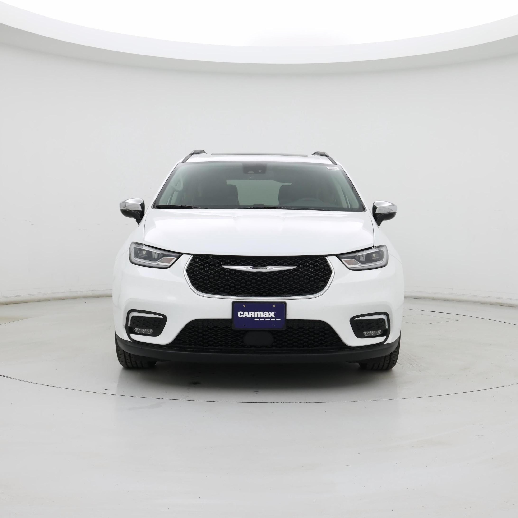 Thumbnail: 2023 Chrysler Pacifica - 5