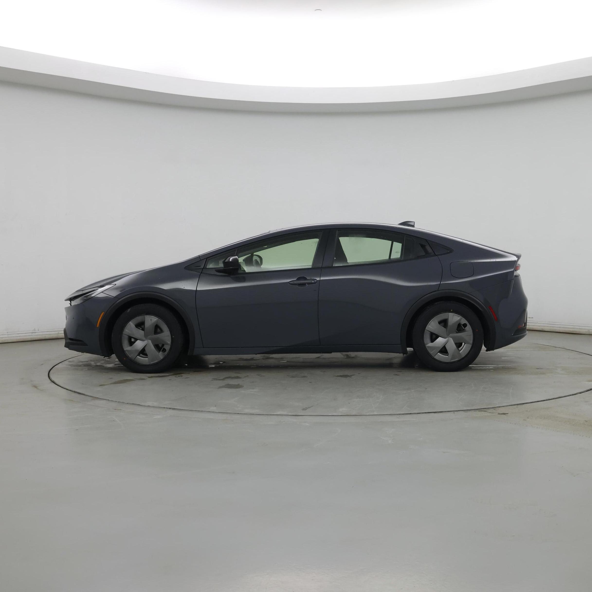 Thumbnail: 2023 Toyota Prius - 3