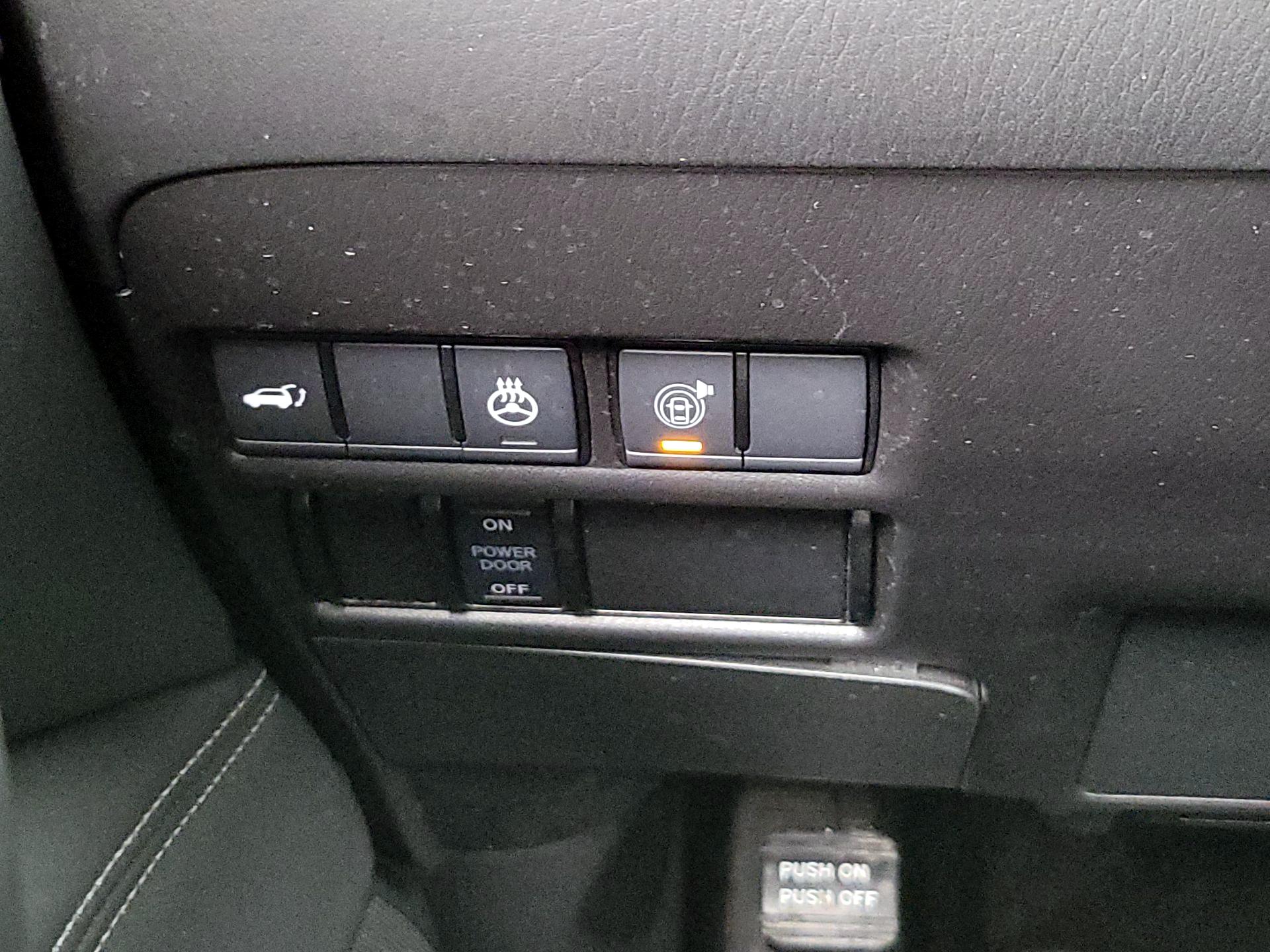 Thumbnail: 2024 INFINITI QX80 - 13