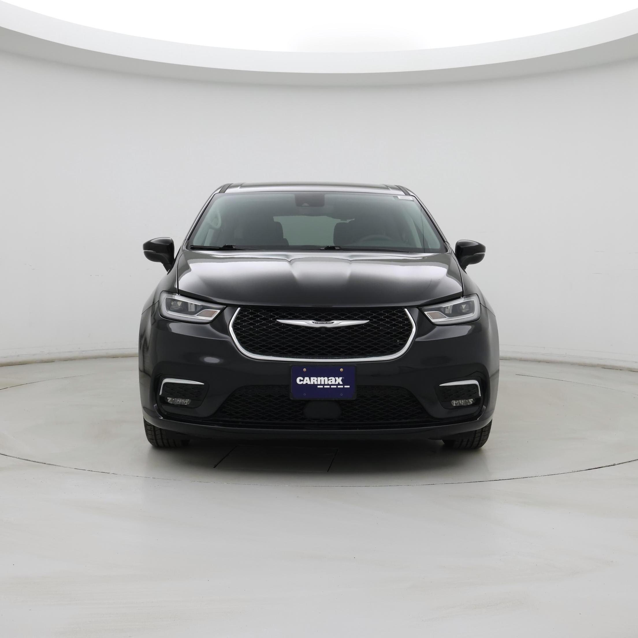 Thumbnail: 2023 Chrysler Pacifica - 5