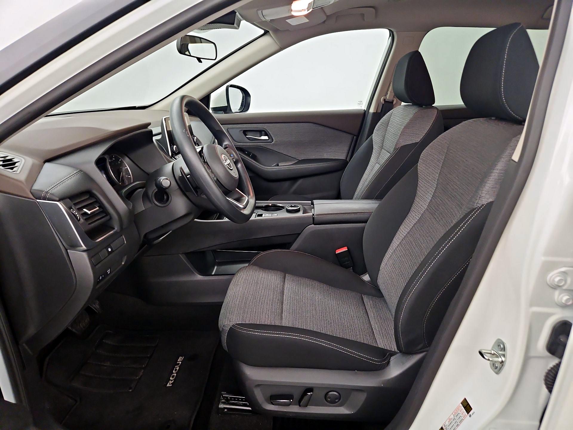 Thumbnail: 2023 Nissan Rogue - 11