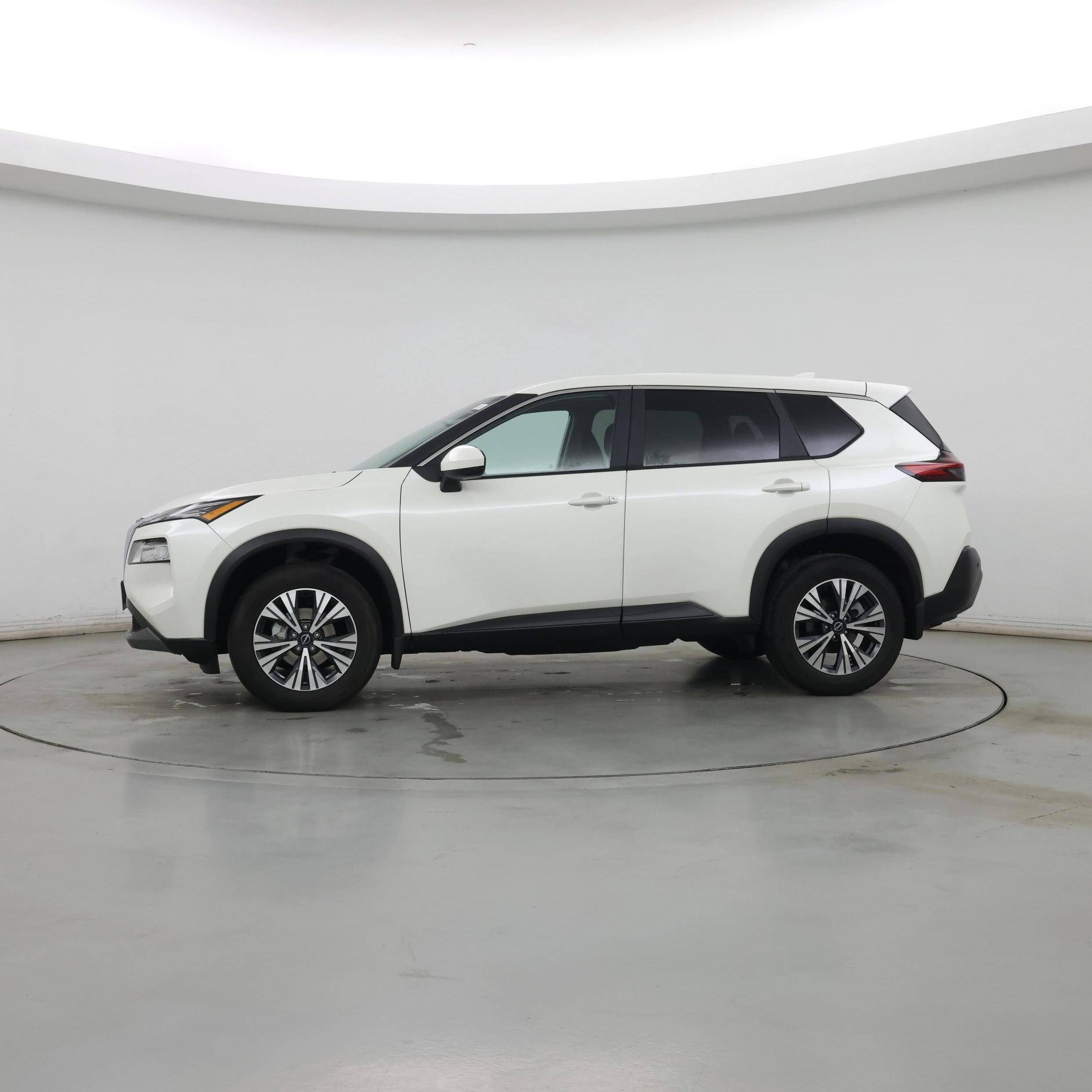 Thumbnail: 2023 Nissan Rogue - 3