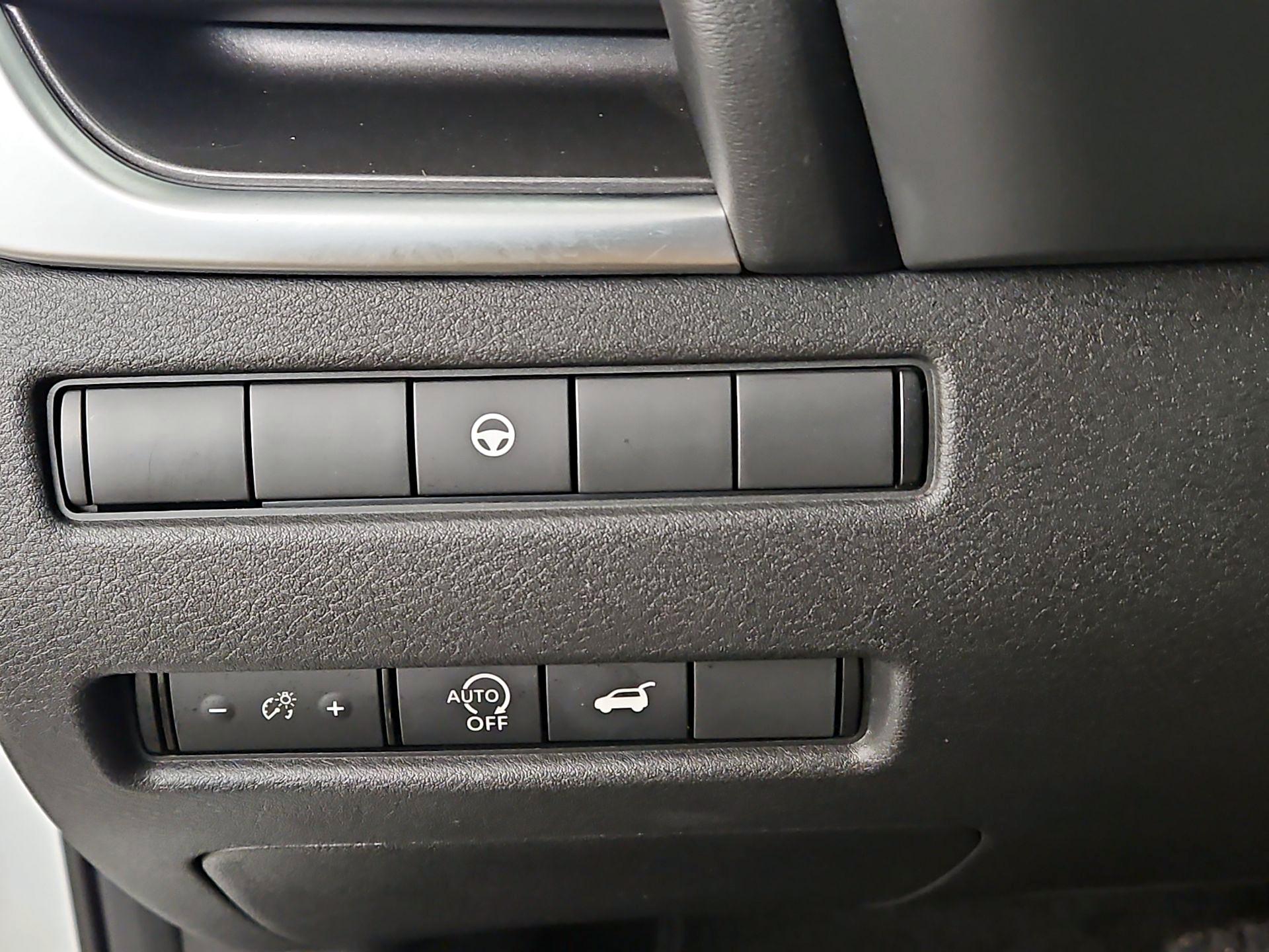 Thumbnail: 2023 Nissan Rogue - 13