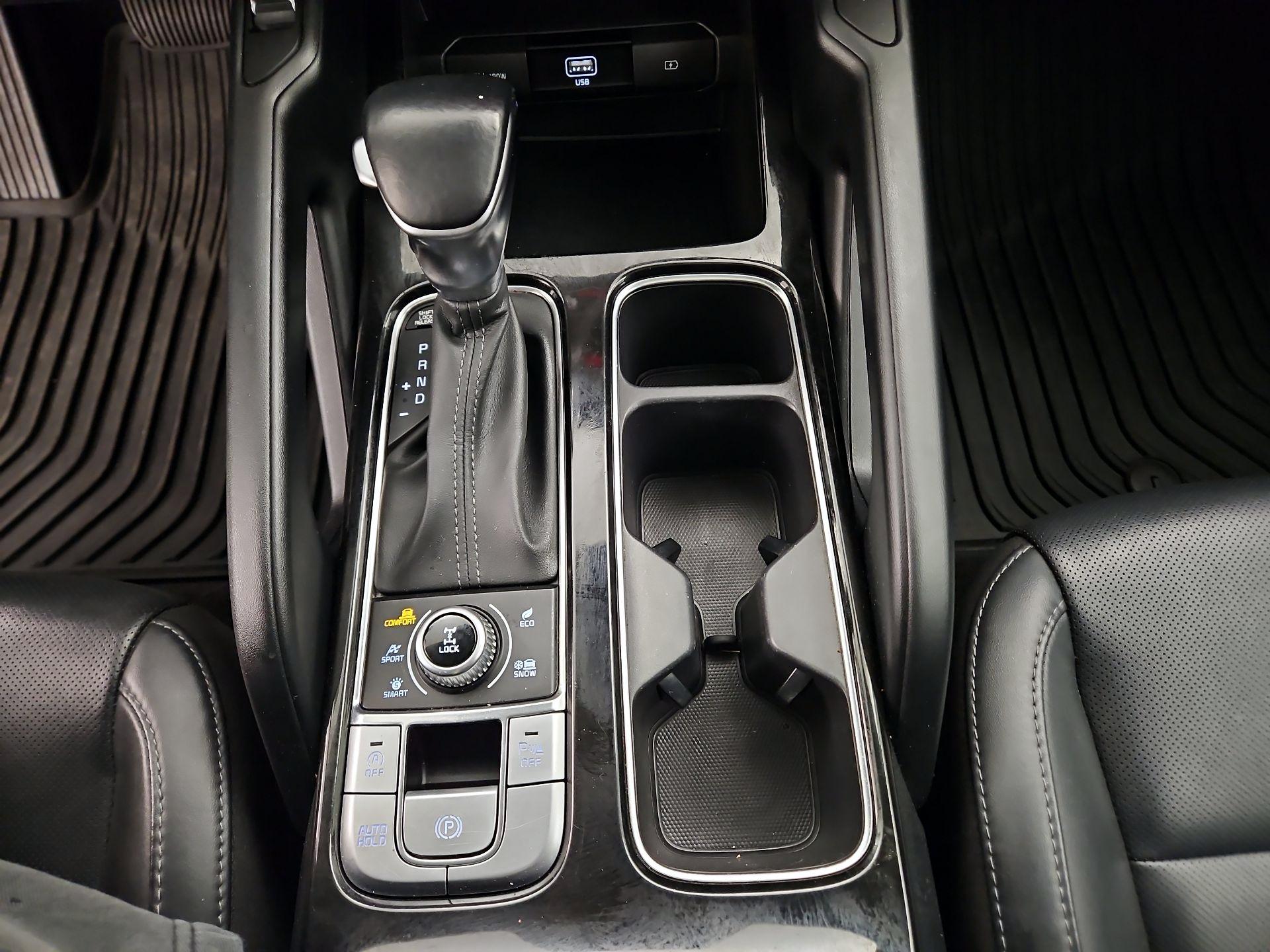 Thumbnail: 2020 Kia Telluride - 17