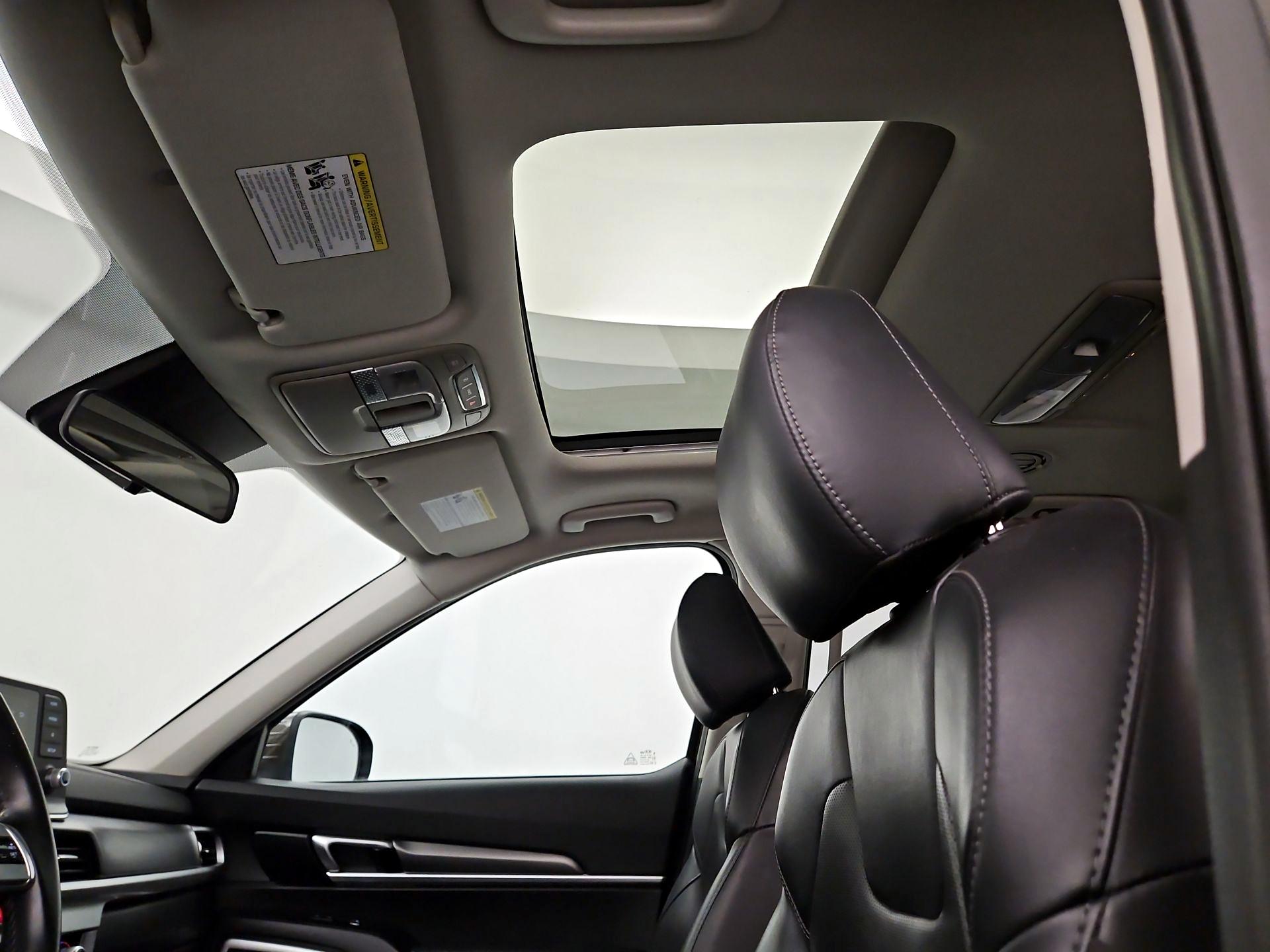 Thumbnail: 2020 Kia Telluride - 19