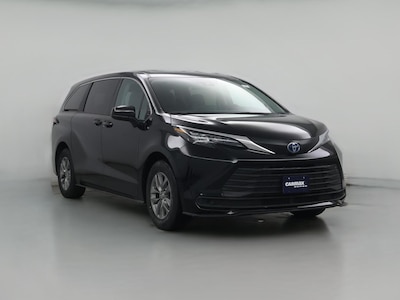 2024 Toyota Sienna Hybrid LE
