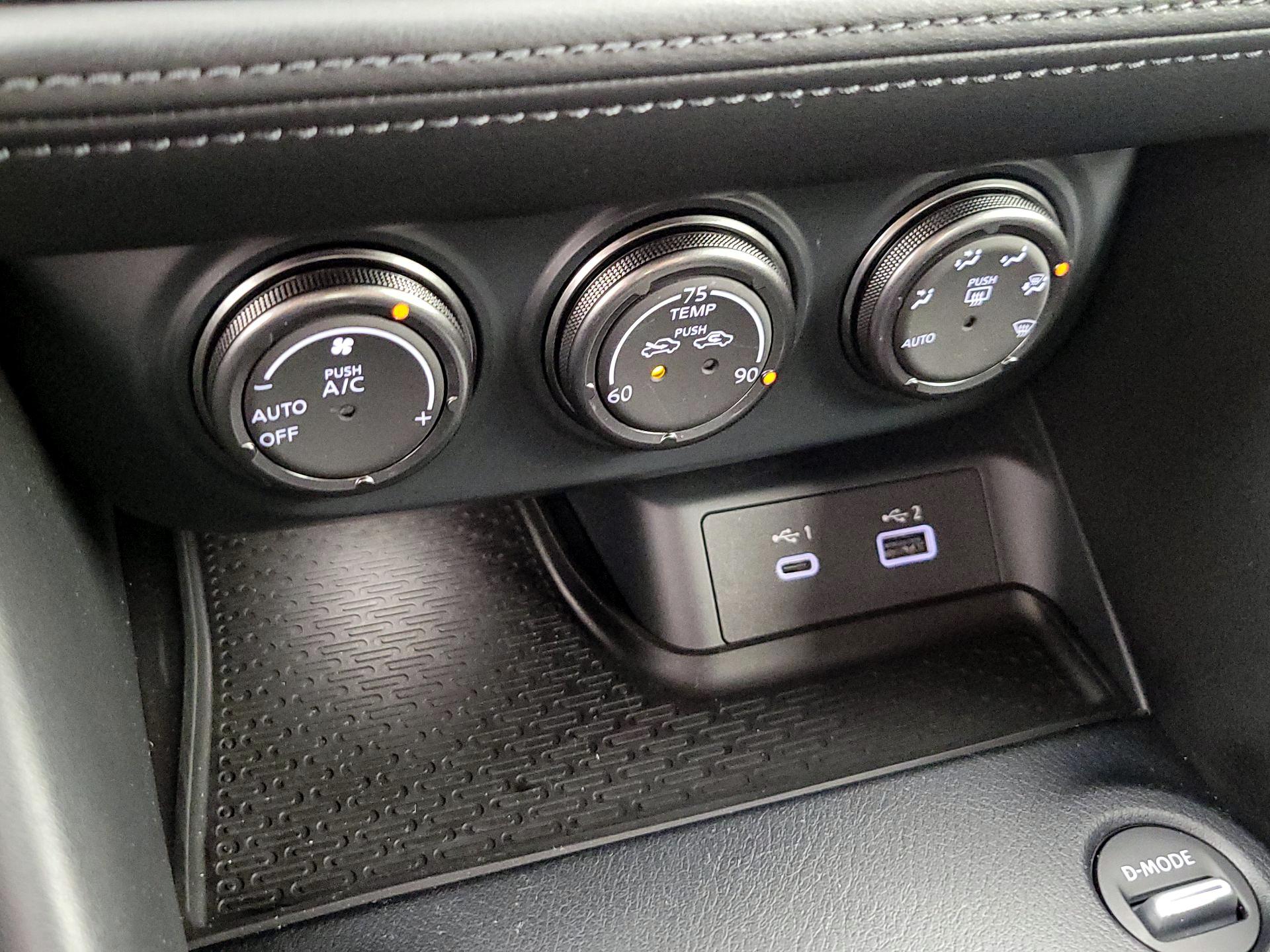 Thumbnail: 2024 Nissan Z - 17