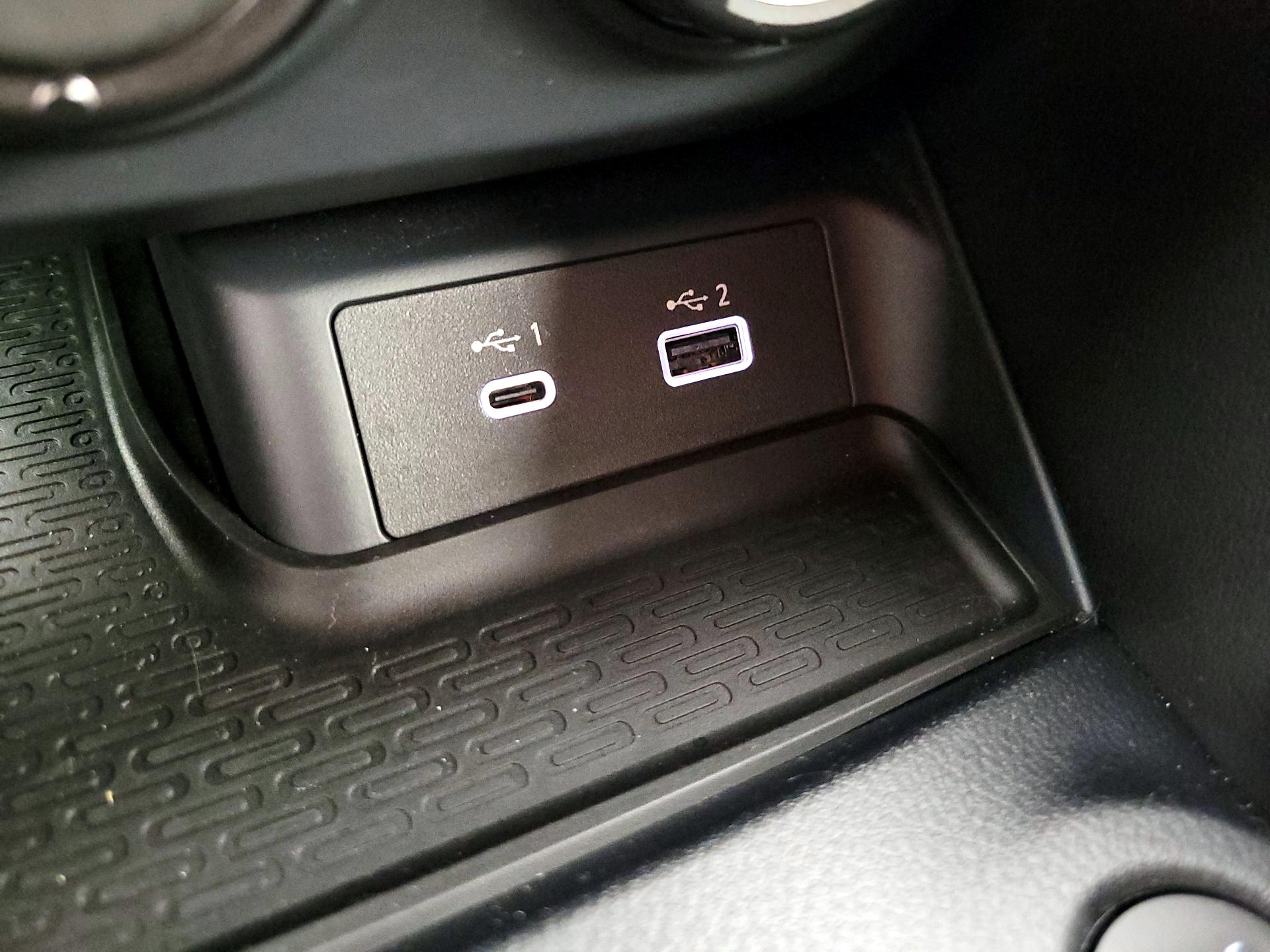 Thumbnail: 2024 Nissan Z - 19