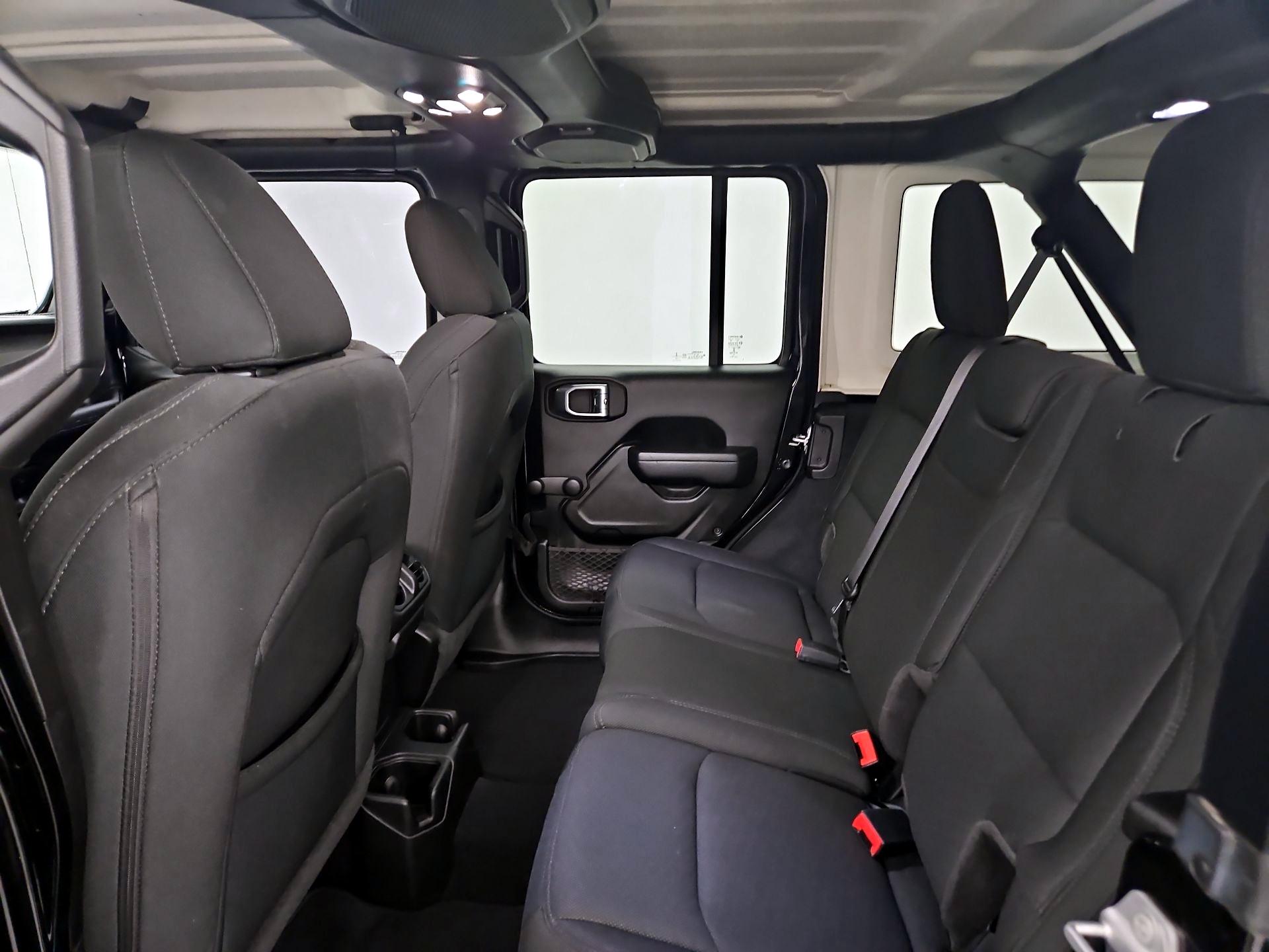 Thumbnail: 2022 Jeep Wrangler - 19