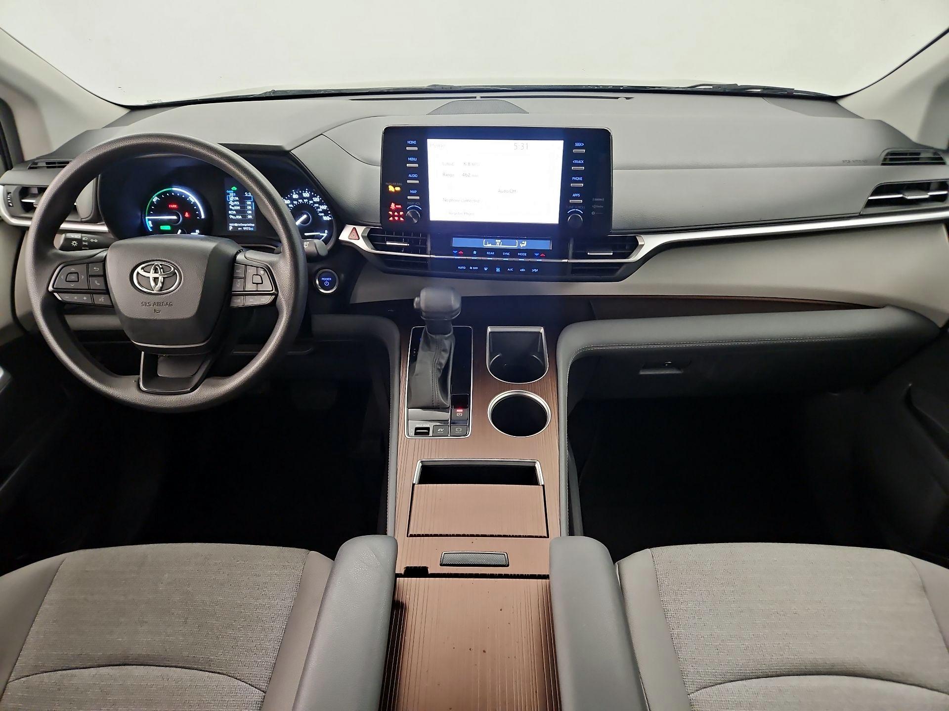 Thumbnail: 2024 Toyota Sienna - 9