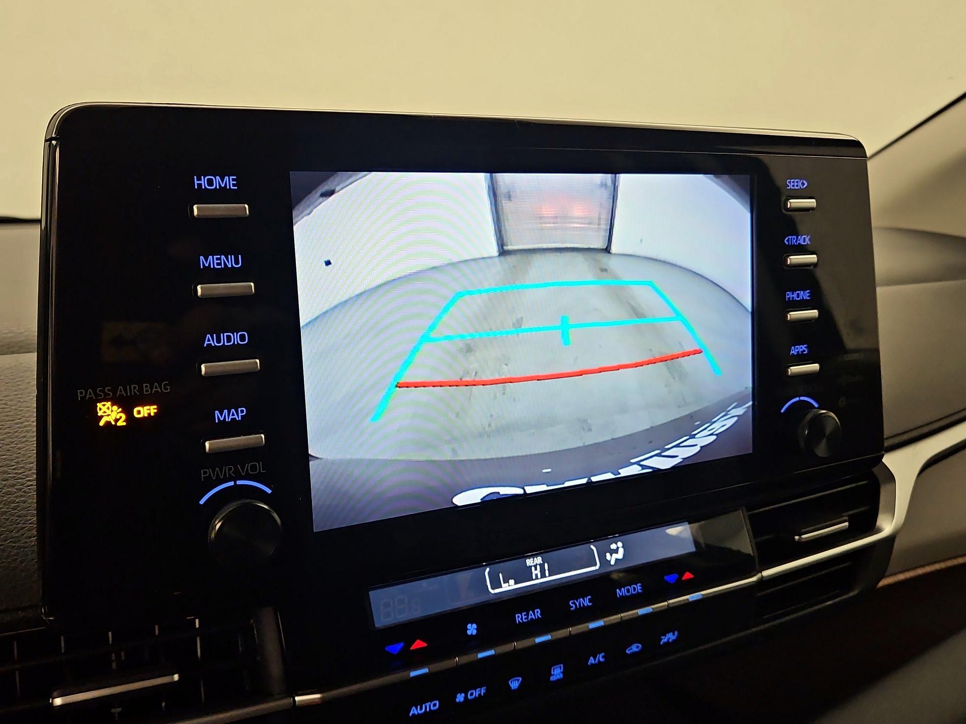 Thumbnail: 2024 Toyota Sienna - 14