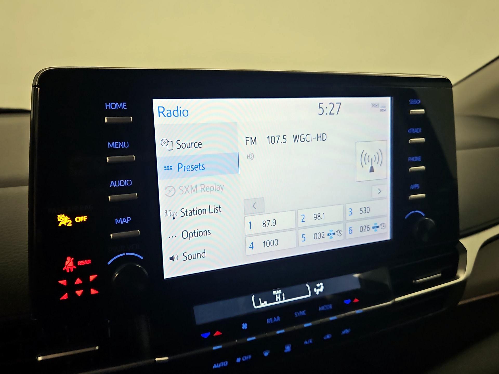 Thumbnail: 2024 Toyota Sienna - 15