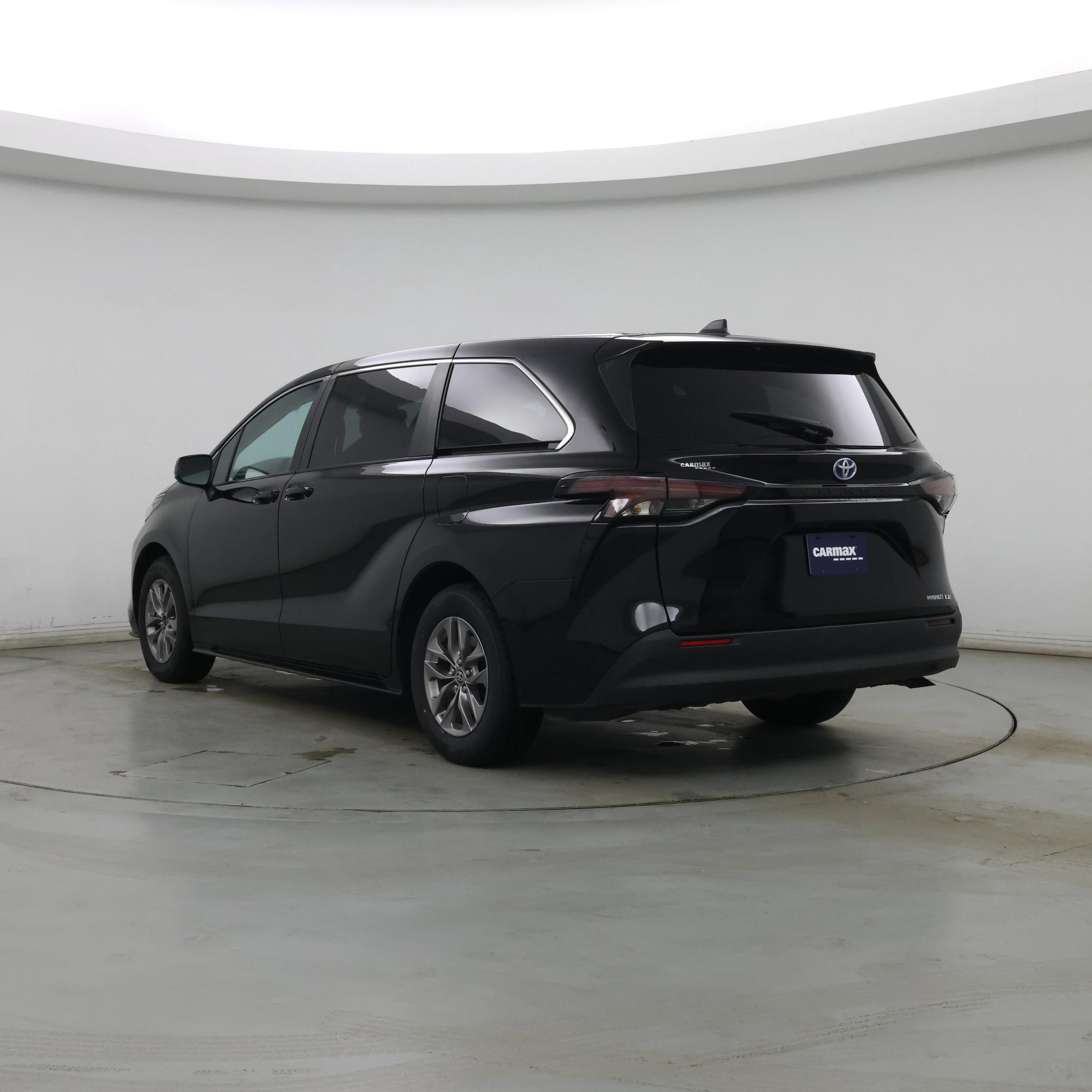 Thumbnail: 2024 Toyota Sienna - 2