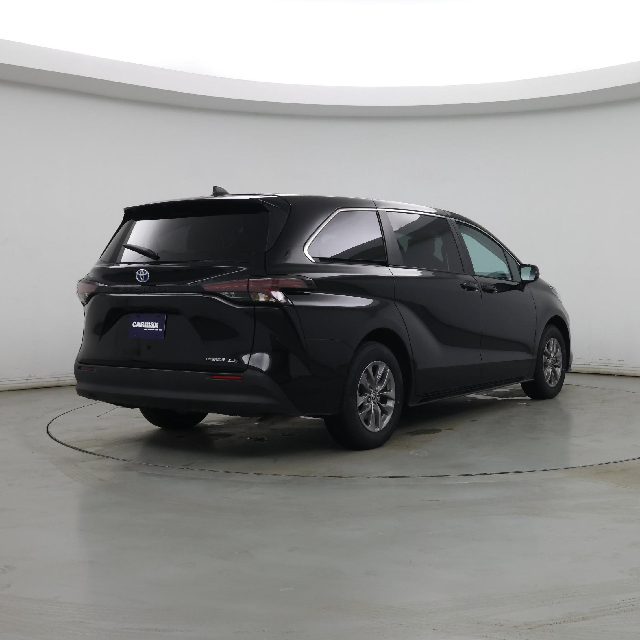 Thumbnail: 2024 Toyota Sienna - 8